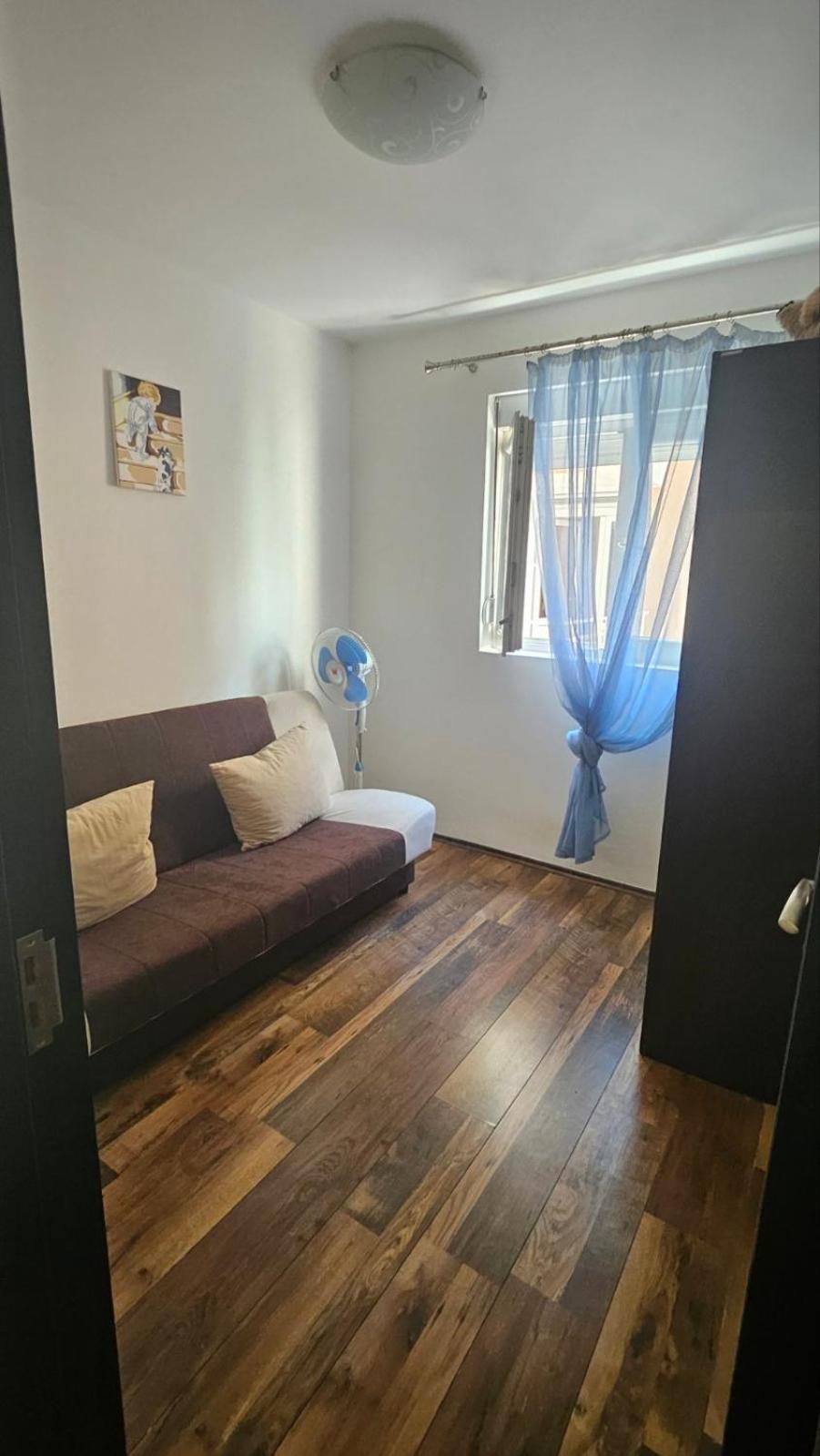 Bulevar Two bedroom apartment Budva view 3