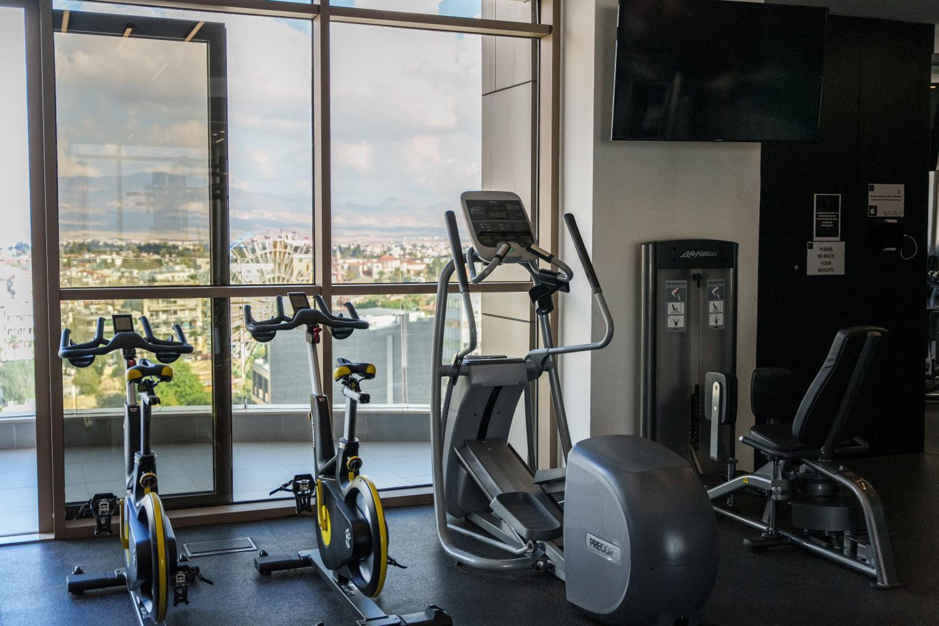 360 Sky Residence, Gym & Pool - 26th Floor