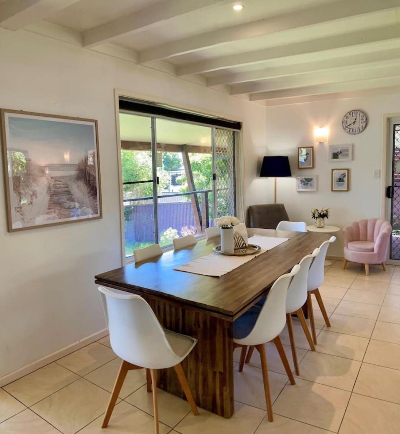 Large Family Home With Separate Studio, Buderim