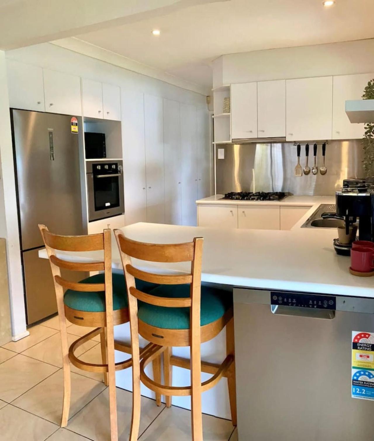 Large Family Home With Separate Studio, Buderim