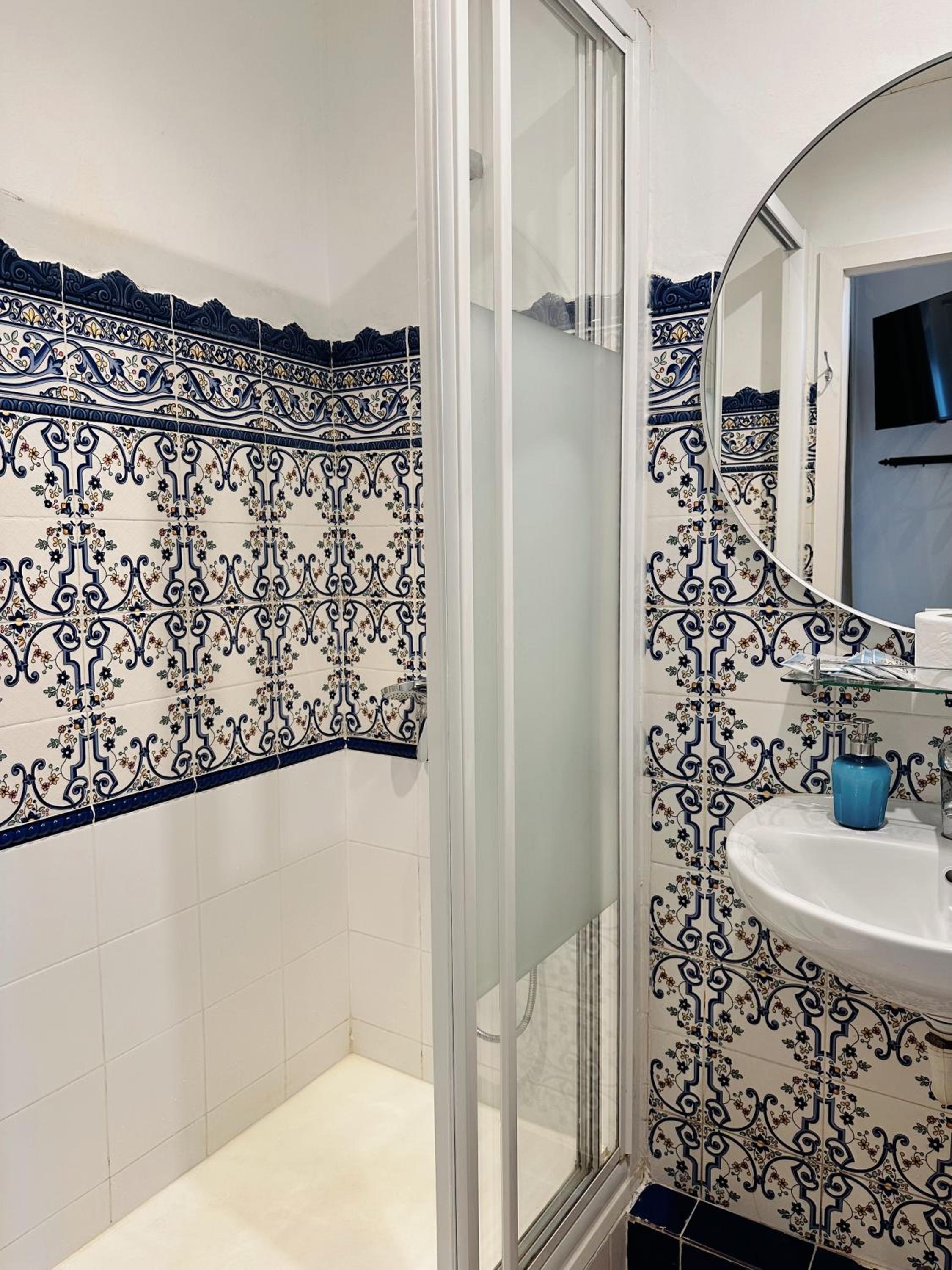 Casa Consell Gran Via, Guest House