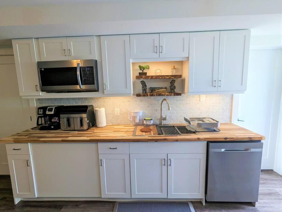 New & Bright unit in Beautiful Quispamsis
