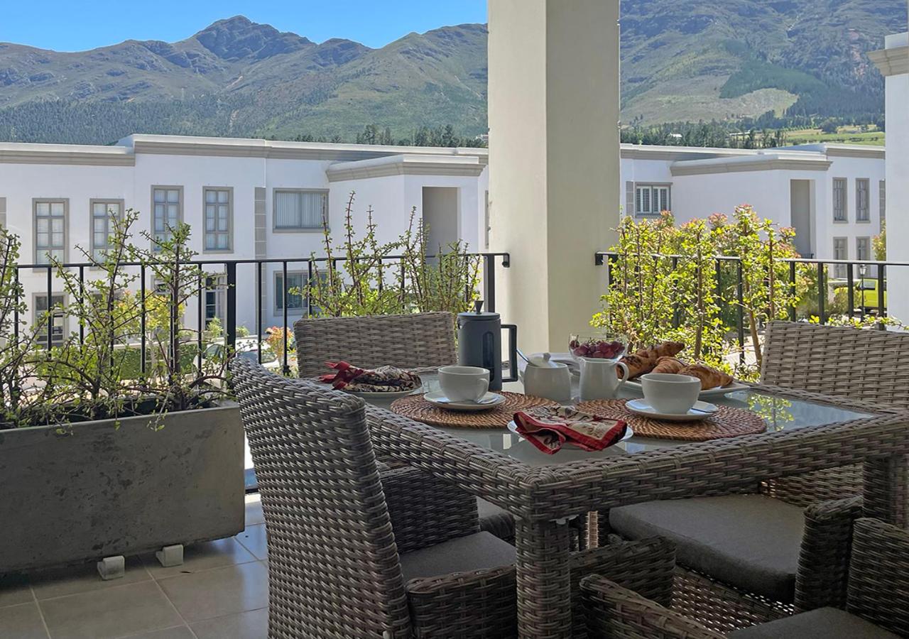 Franschhoek Mountain Views view 4