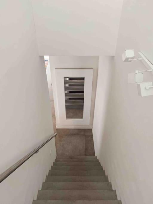 Beautiful spacious 1 bedroom loft