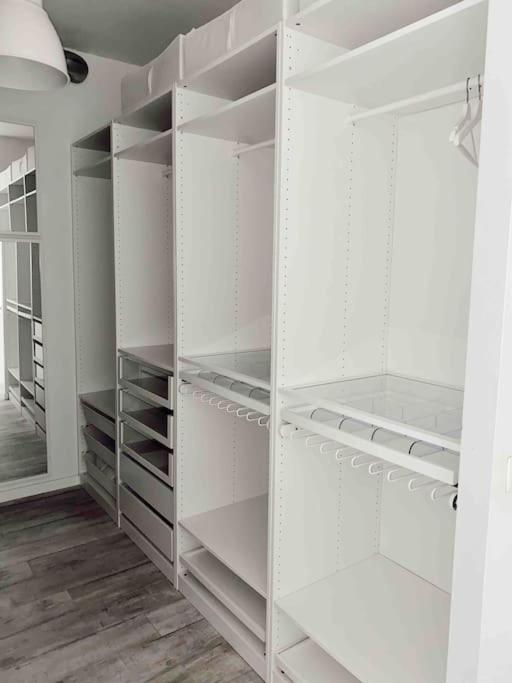Beautiful spacious 1 bedroom loft