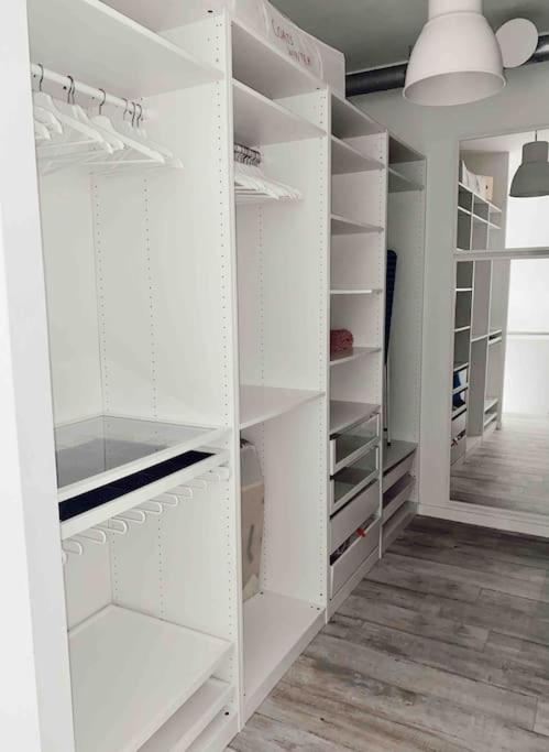 Beautiful spacious 1 bedroom loft