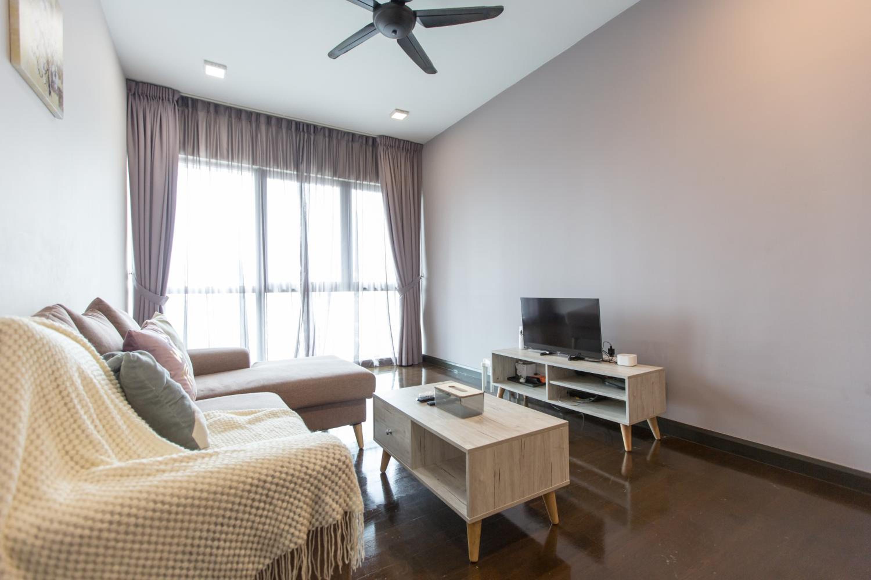 V Residence at Sunway Velocity by MY TRIP & MY STAY