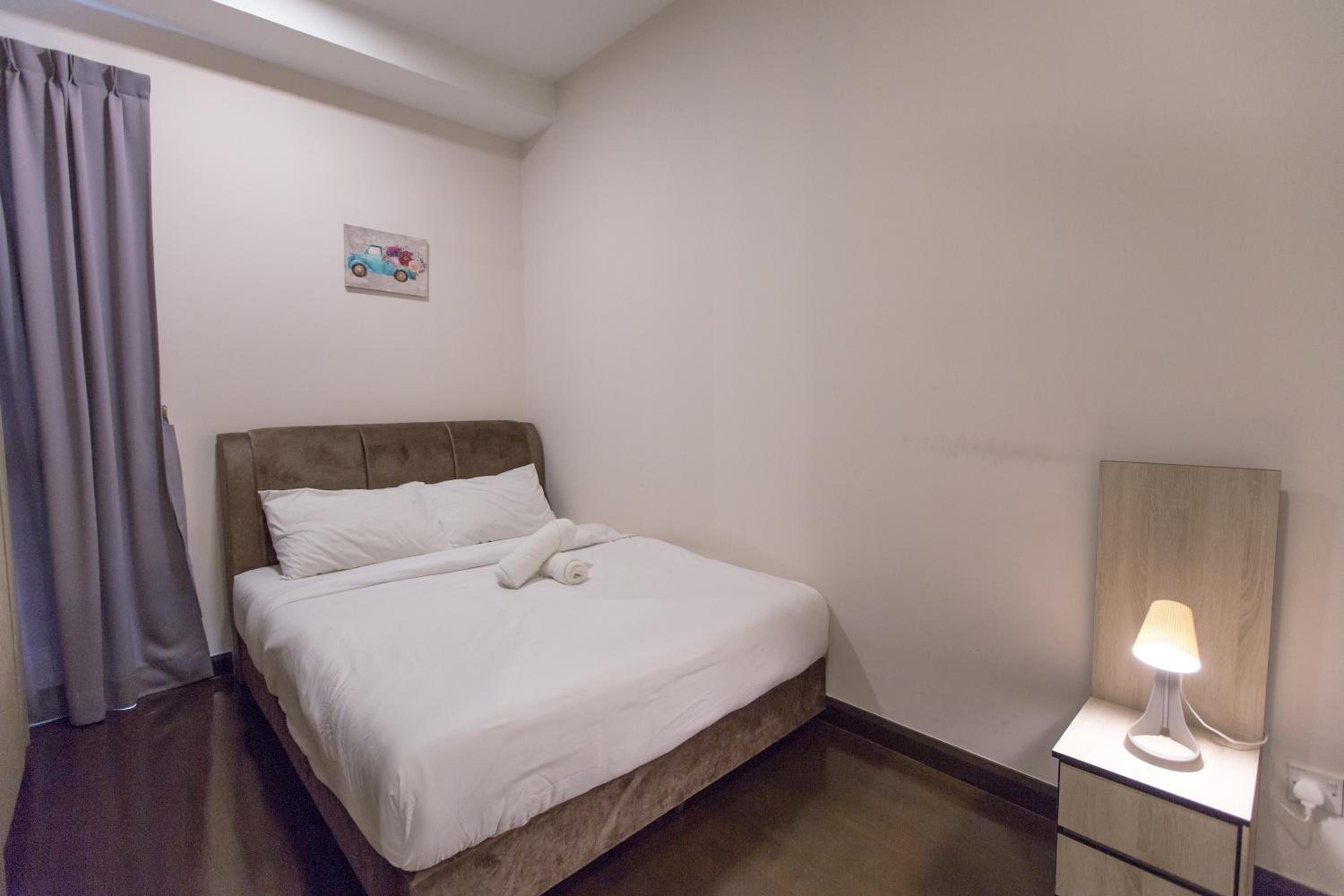 V Residence at Sunway Velocity by MY TRIP & MY STAY