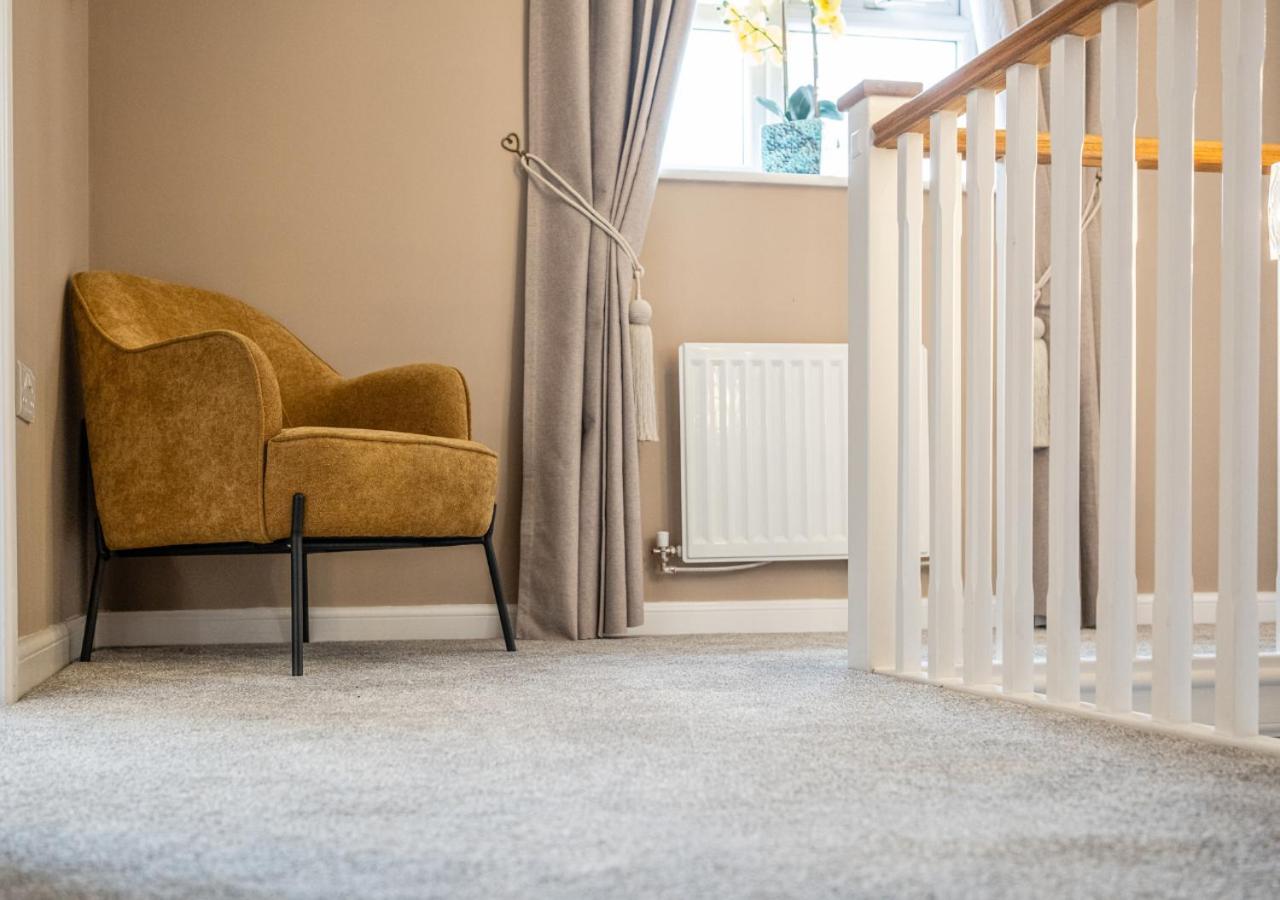 Stunning 4 Bedroom Home in Stratford Upon Avon! view 5