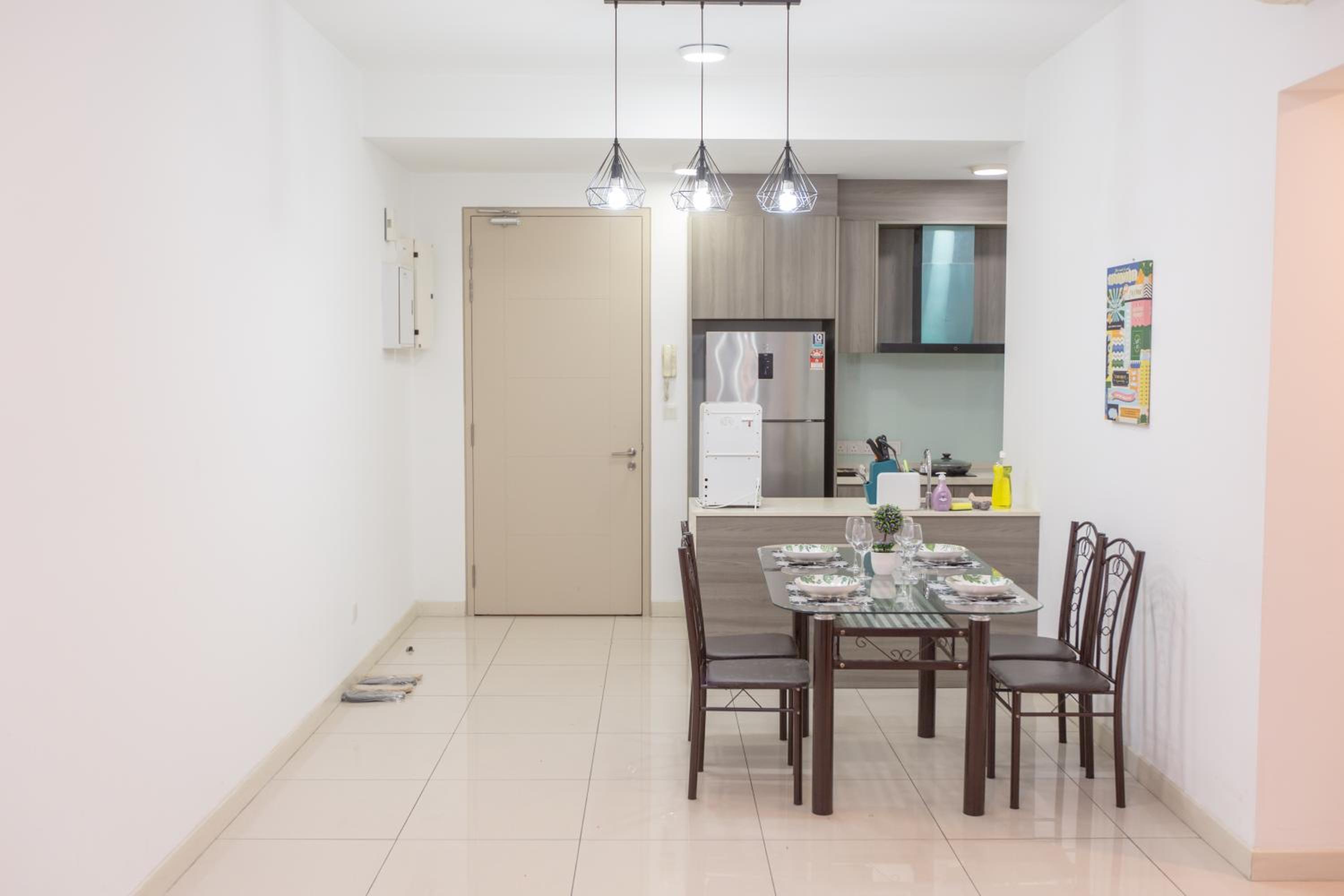 V Residence at Sunway Velocity by MY TRIP & MY STAY