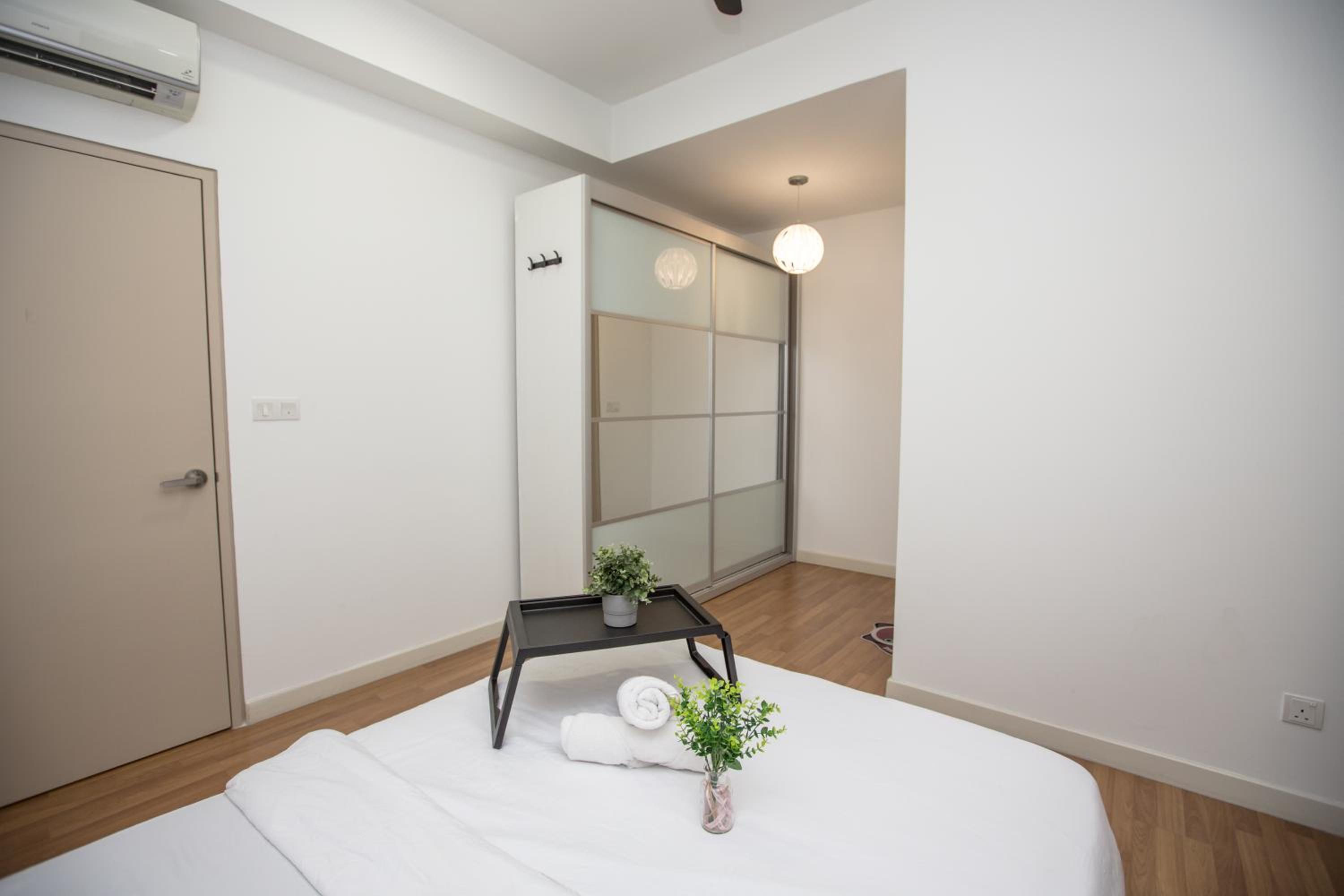 V Residence at Sunway Velocity by MY TRIP & MY STAY