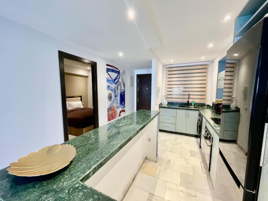 The Sapphire Suite - 2 BR Near Beach & TGV Station view 4