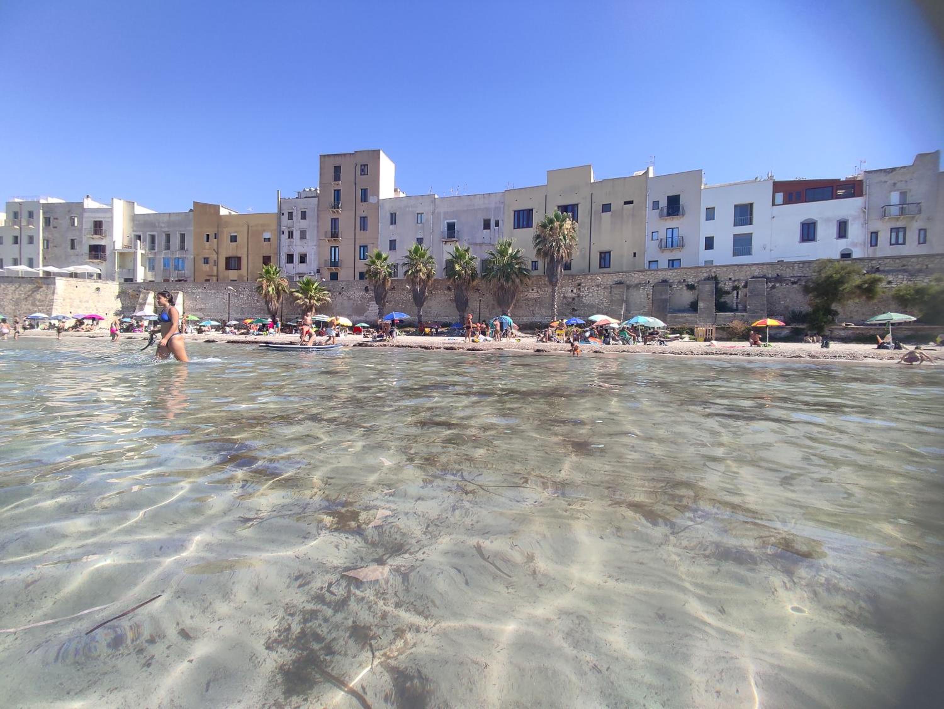 maremura , spiagge e isole a due passi