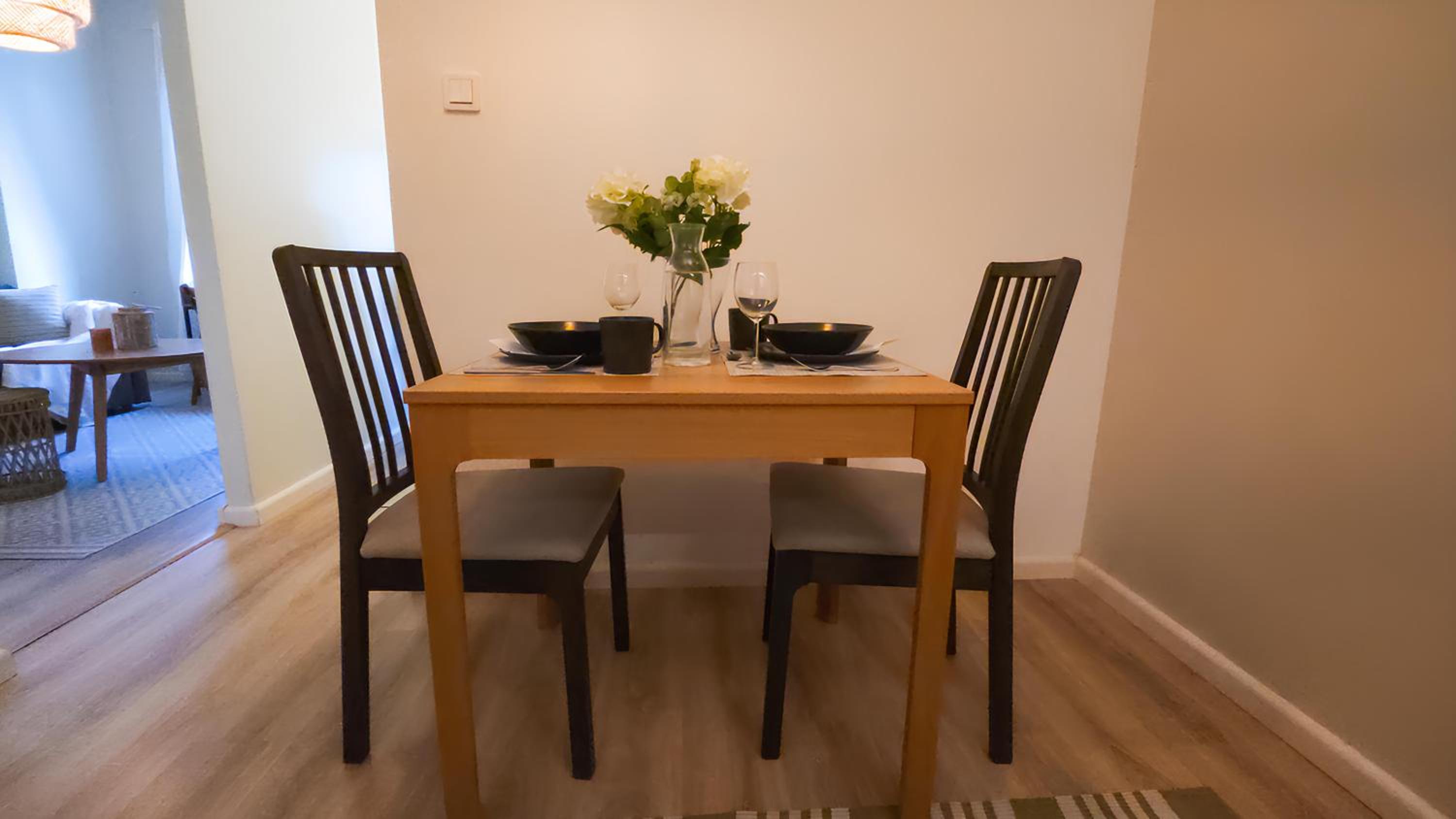 GuestFirst- Modern Boho Charm in Kallio Helsinki Center