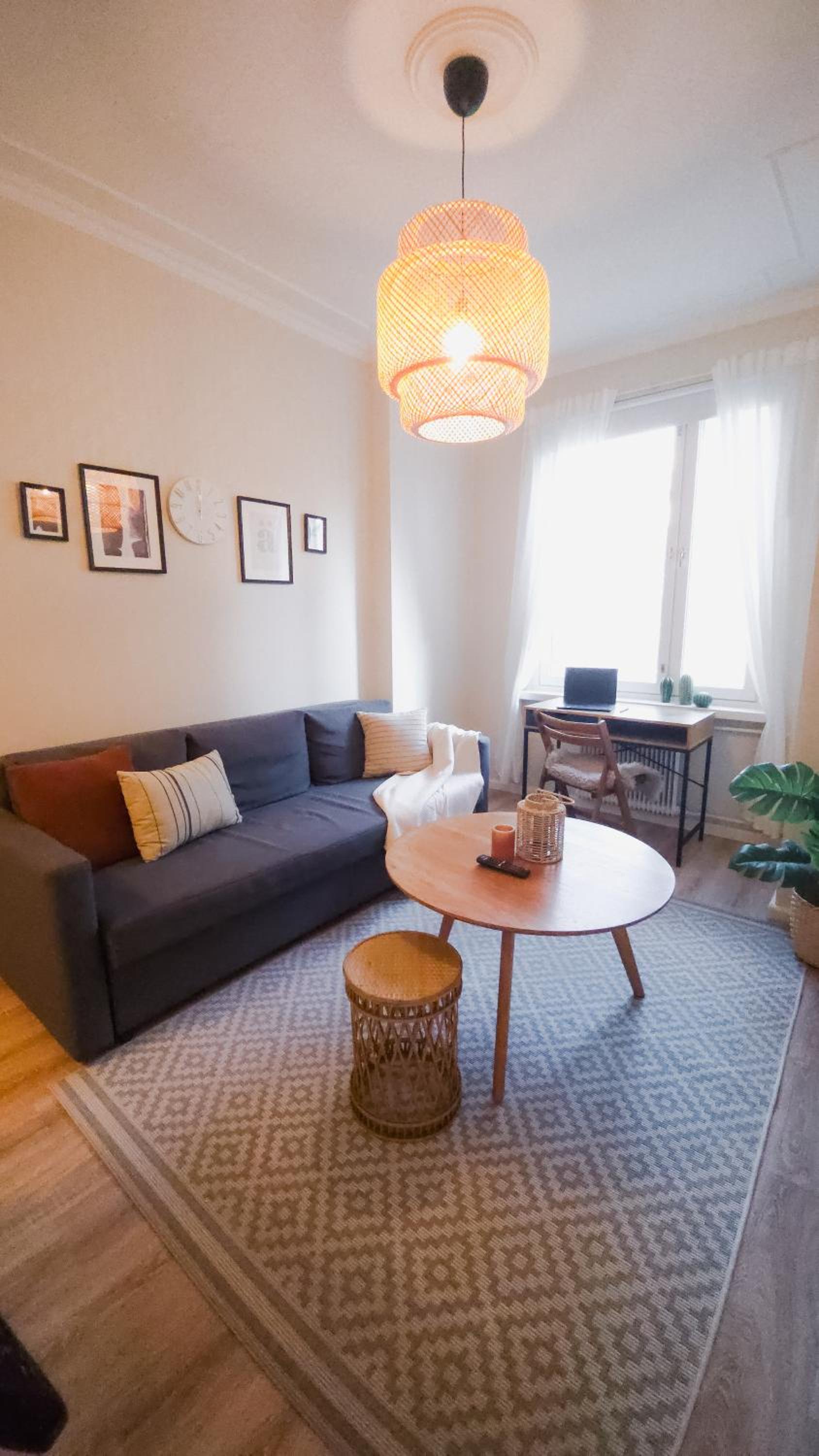 GuestFirst- Modern Boho Charm in Kallio Helsinki Center
