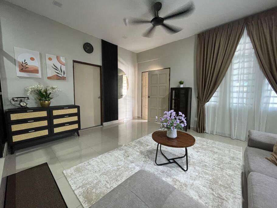 Rossini Homestay