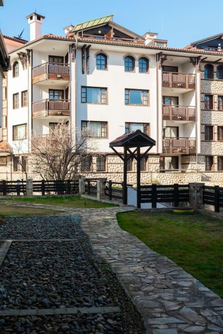 Apartment Dream Bansko- 5 min walk to Gondola