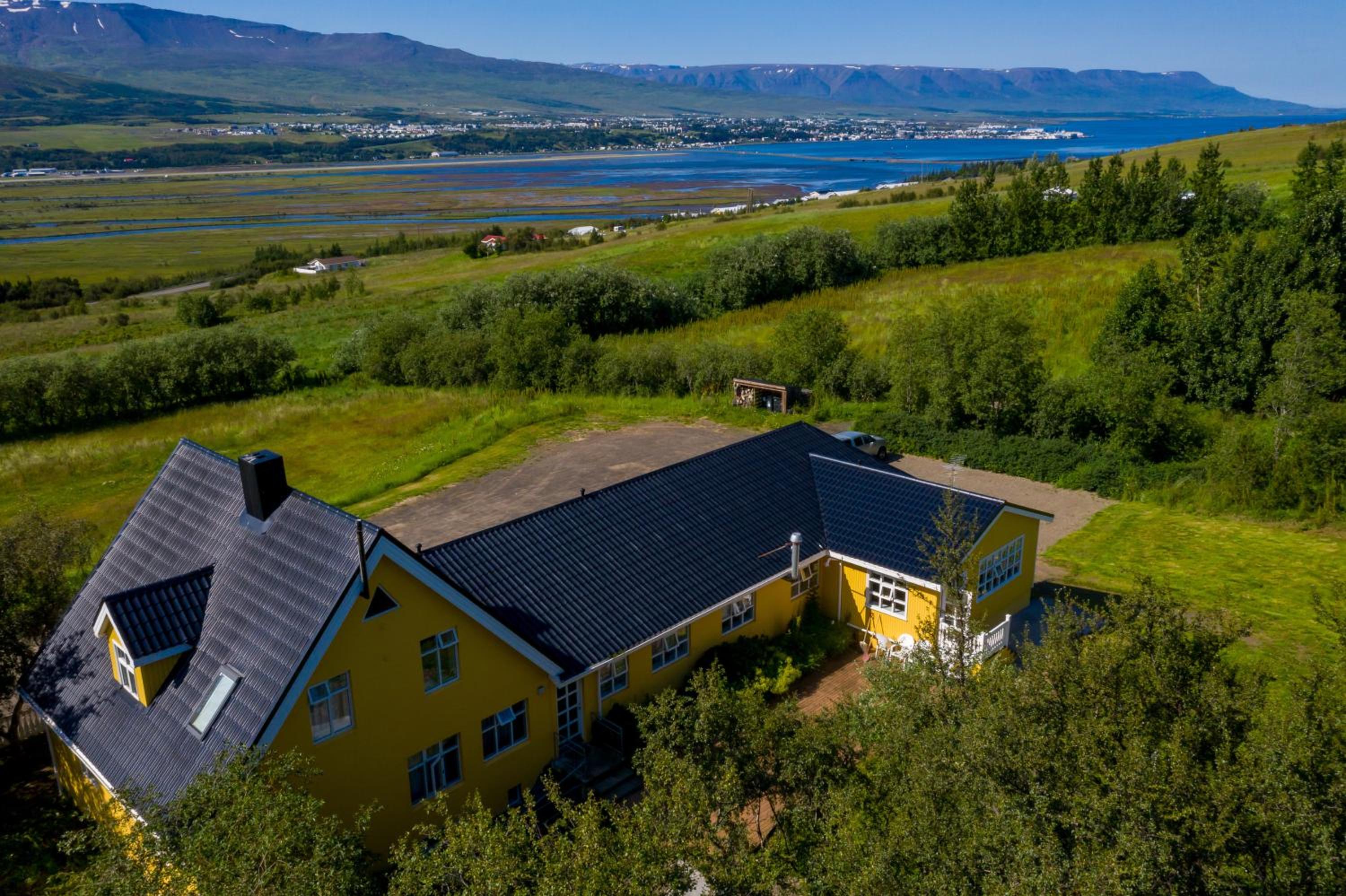 Hotel North - Image 1