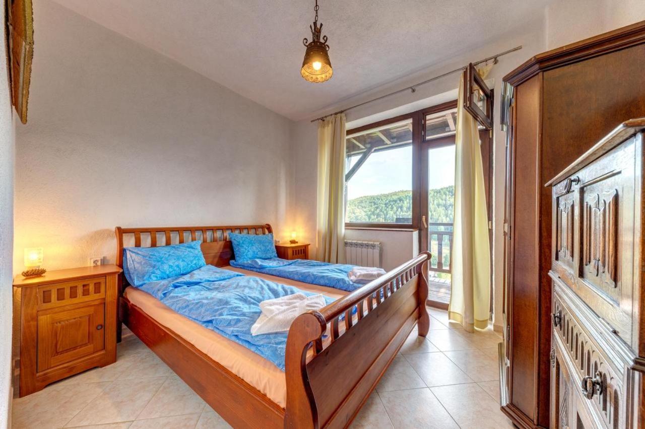 The Pine Living - Levochevo