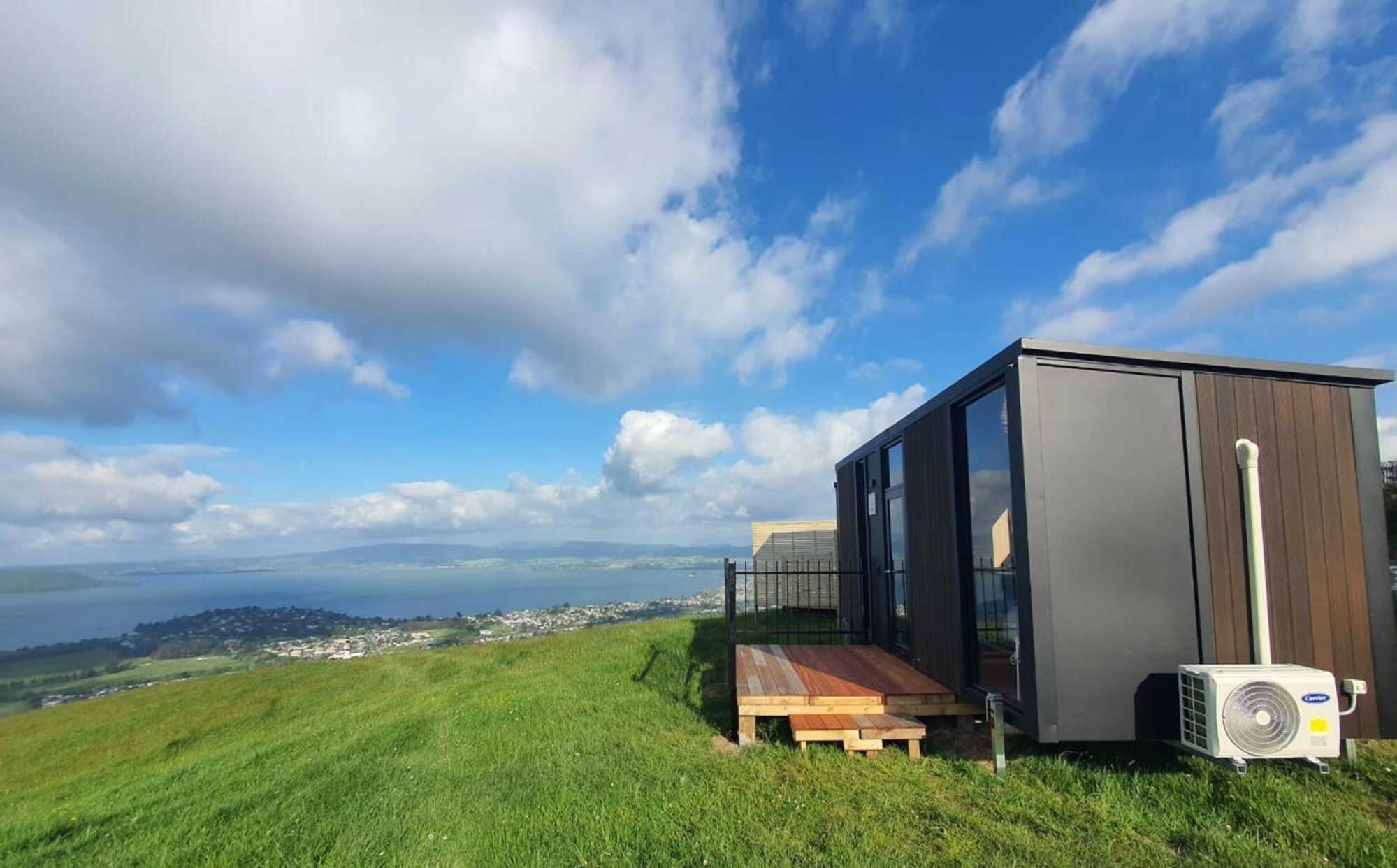 Aorangi Peak Cabins 5 by Tiny Away view 2