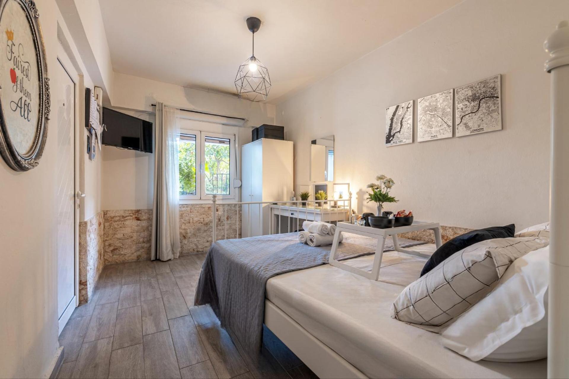 Cocomelo Apts