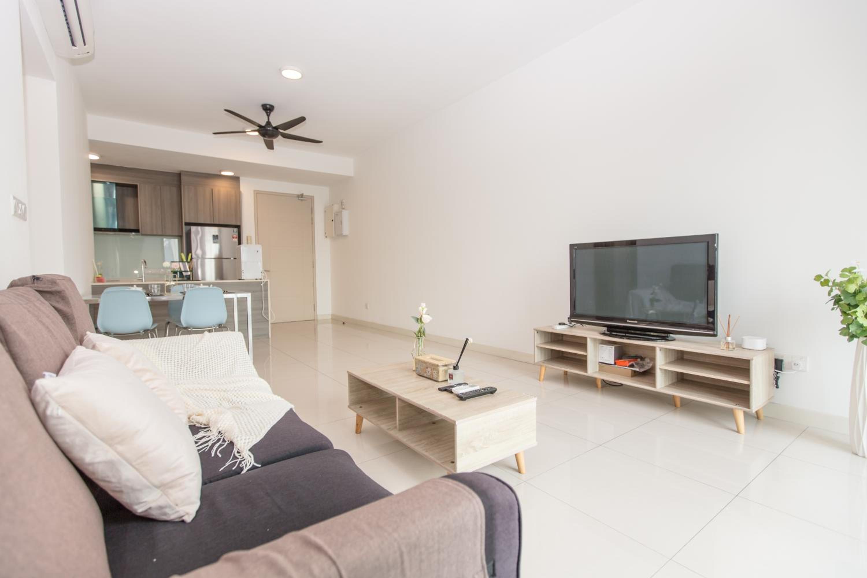 V Residence at Sunway Velocity by MY TRIP & MY STAY