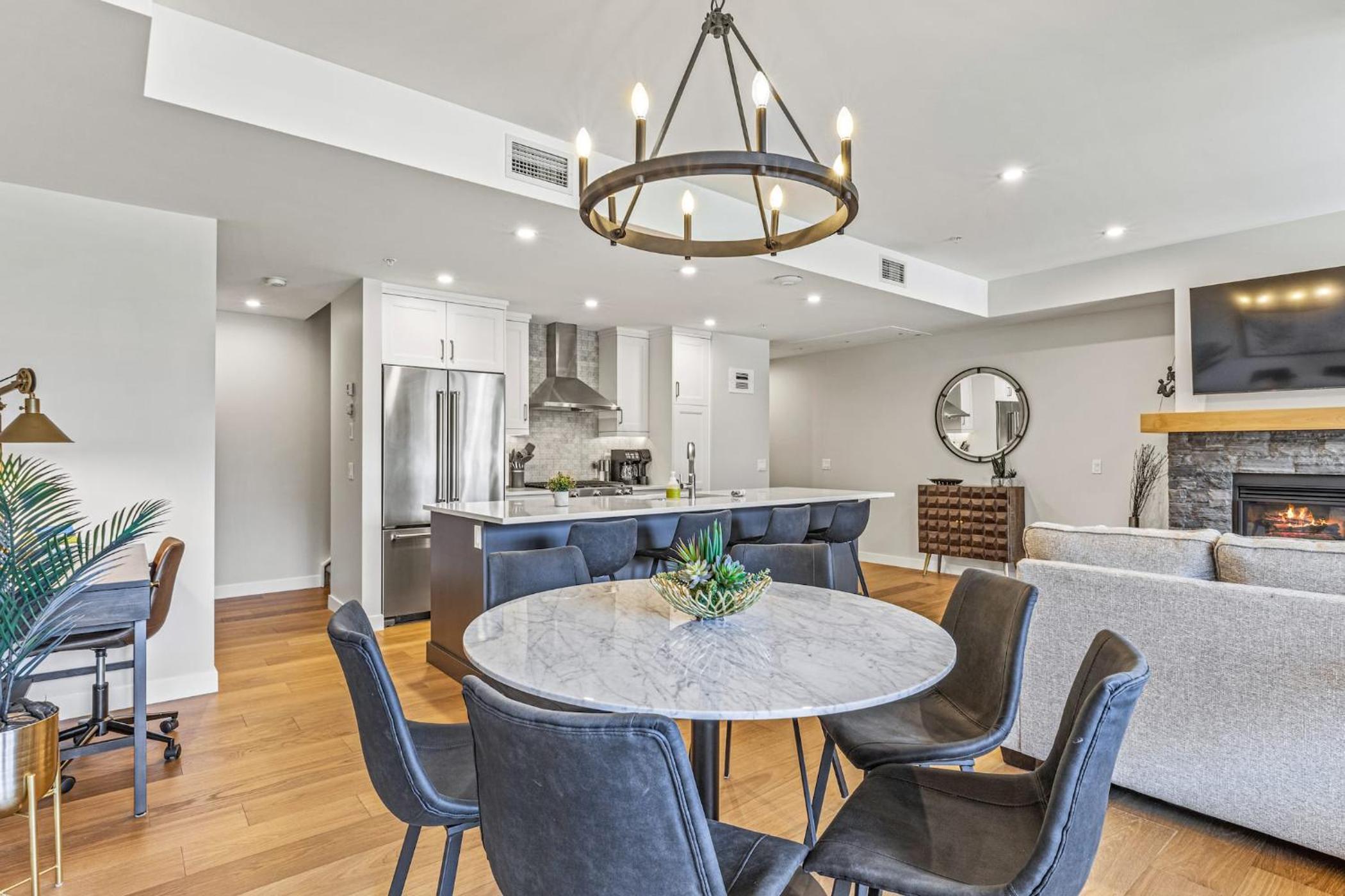 Elevated Mountain Living 2BD Spring Creek Unit