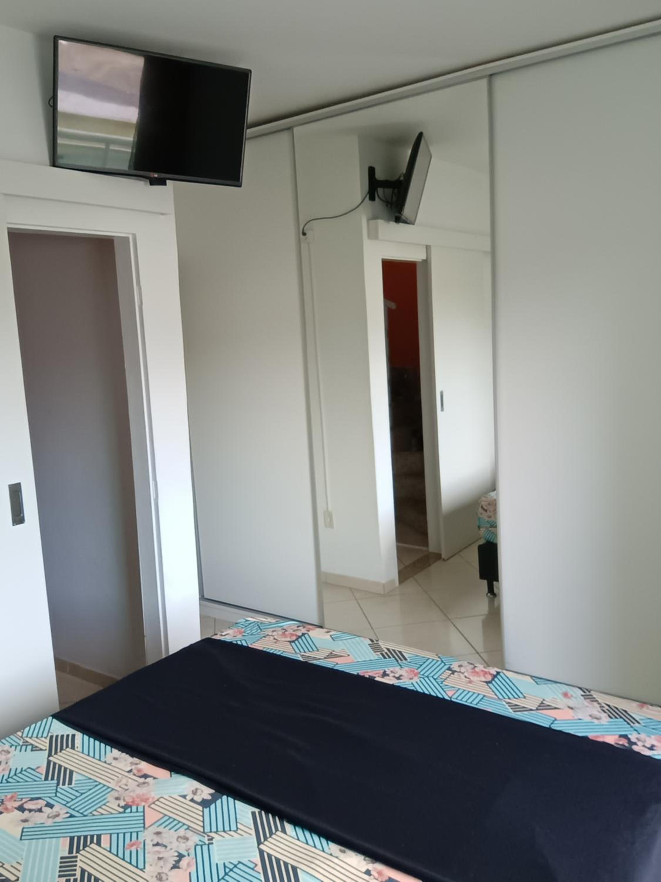 Triplex 3 quartos a 100 metros de Costa Azul
