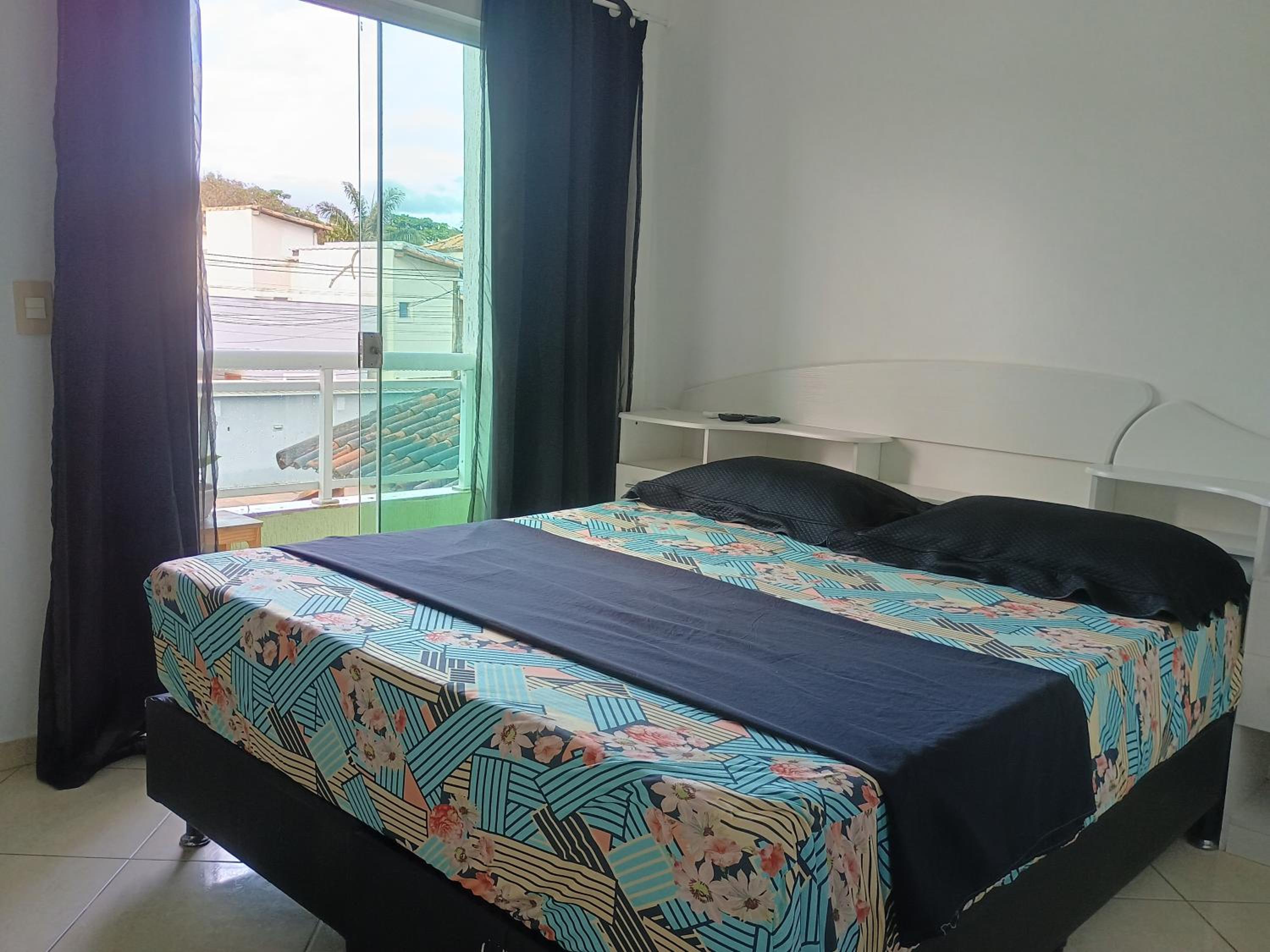 Triplex 3 quartos a 100 metros de Costa Azul