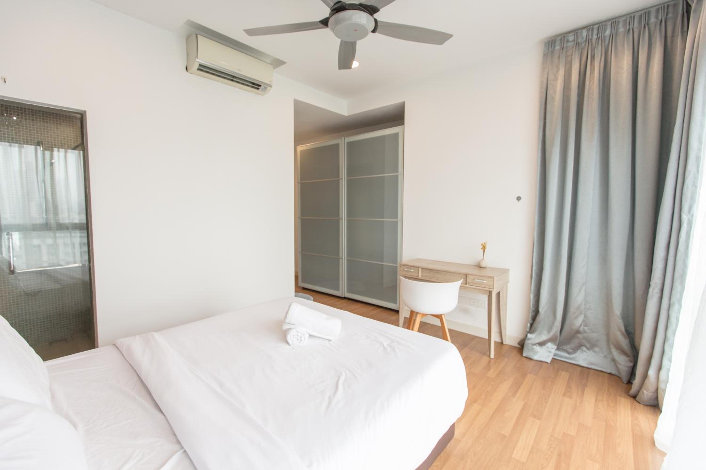 V Residence at Sunway Velocity by MY TRIP & MY STAY