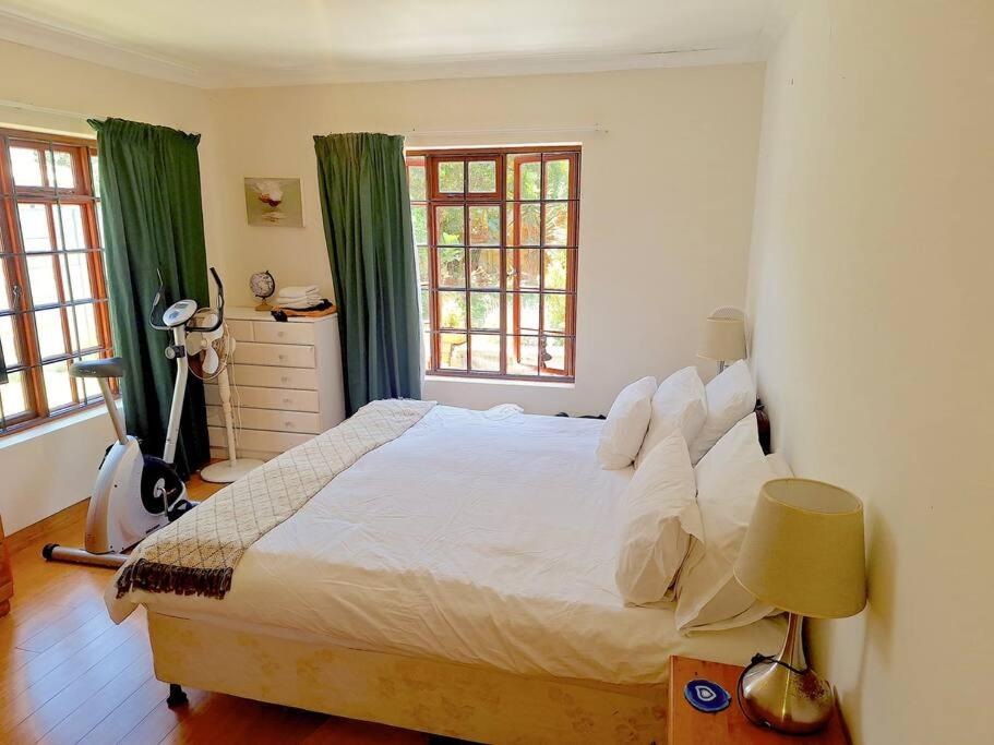 Beach Home, Kitesurf Haven, Adjacent Shops & Dining view 3