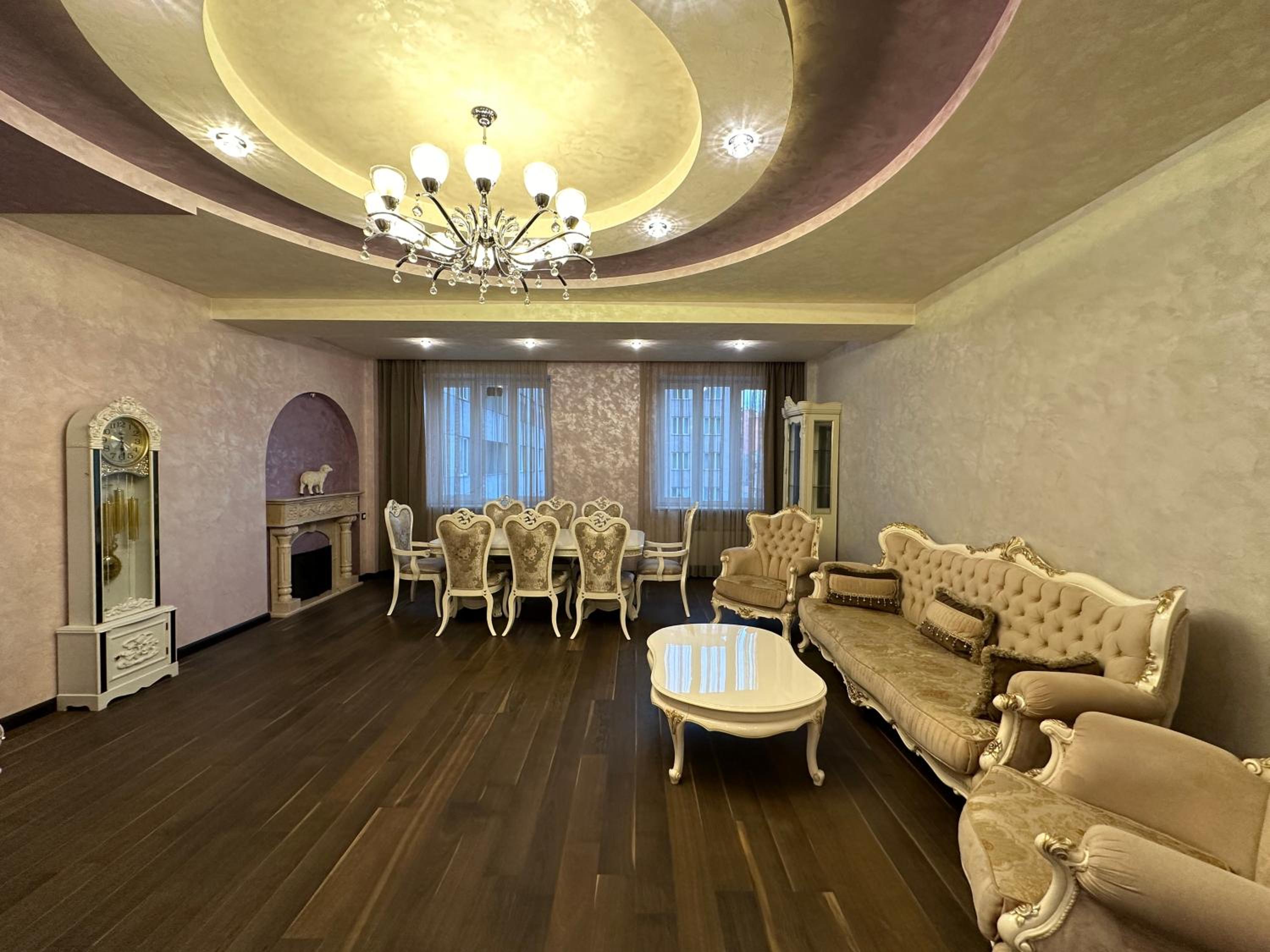 Northern Avenue 2 bedroom Luxury apartment HH777