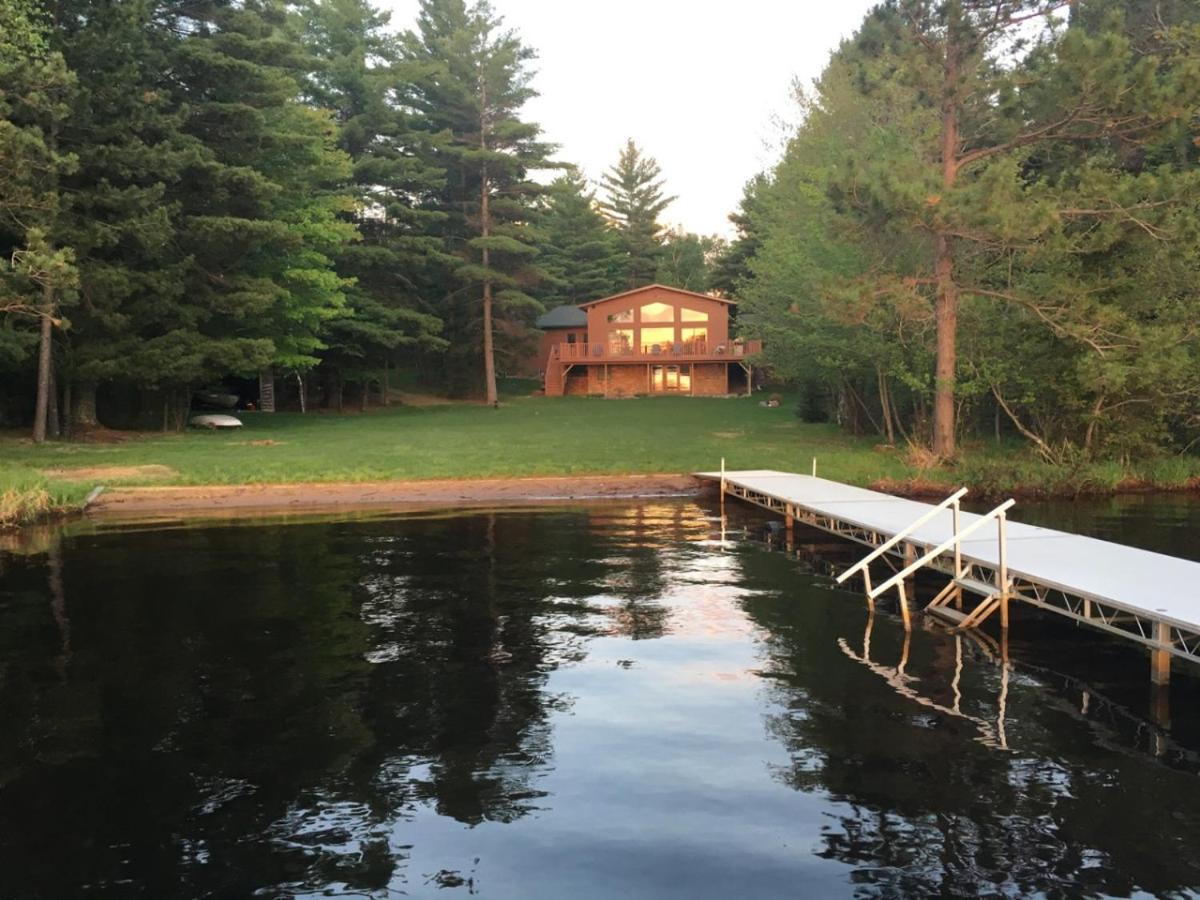 Voyageur Landing Executive Home