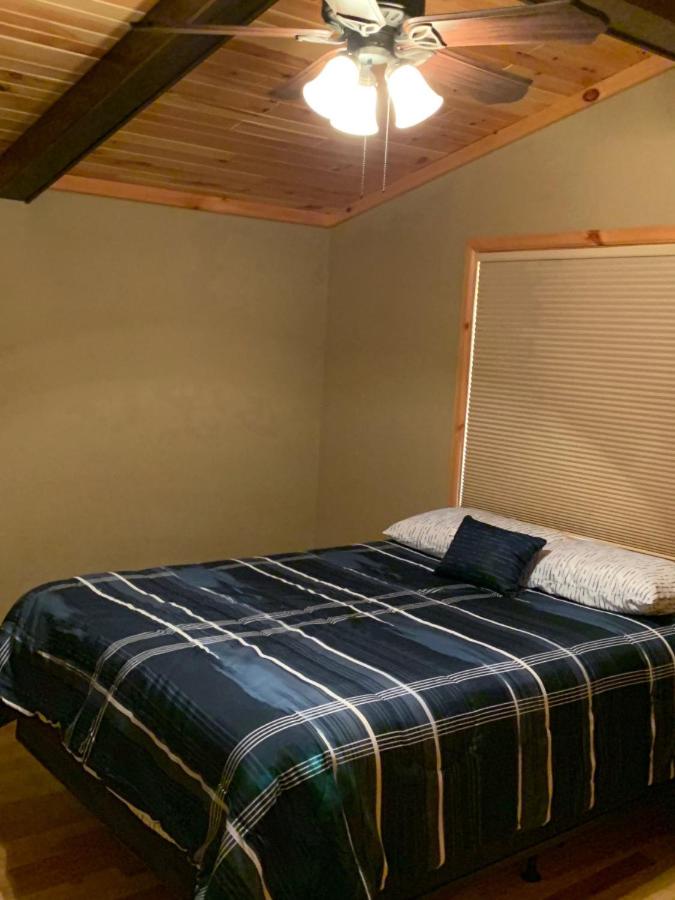 Voyageur Landing Executive Home