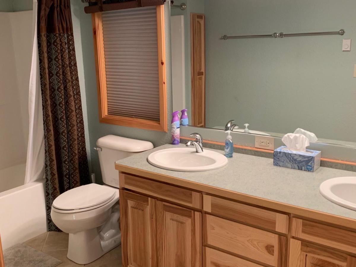 Voyageur Landing Executive Home