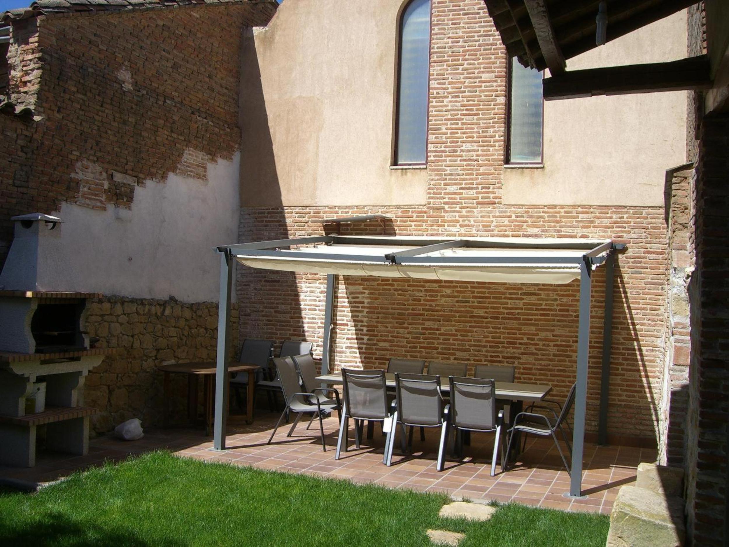 Photo 42
