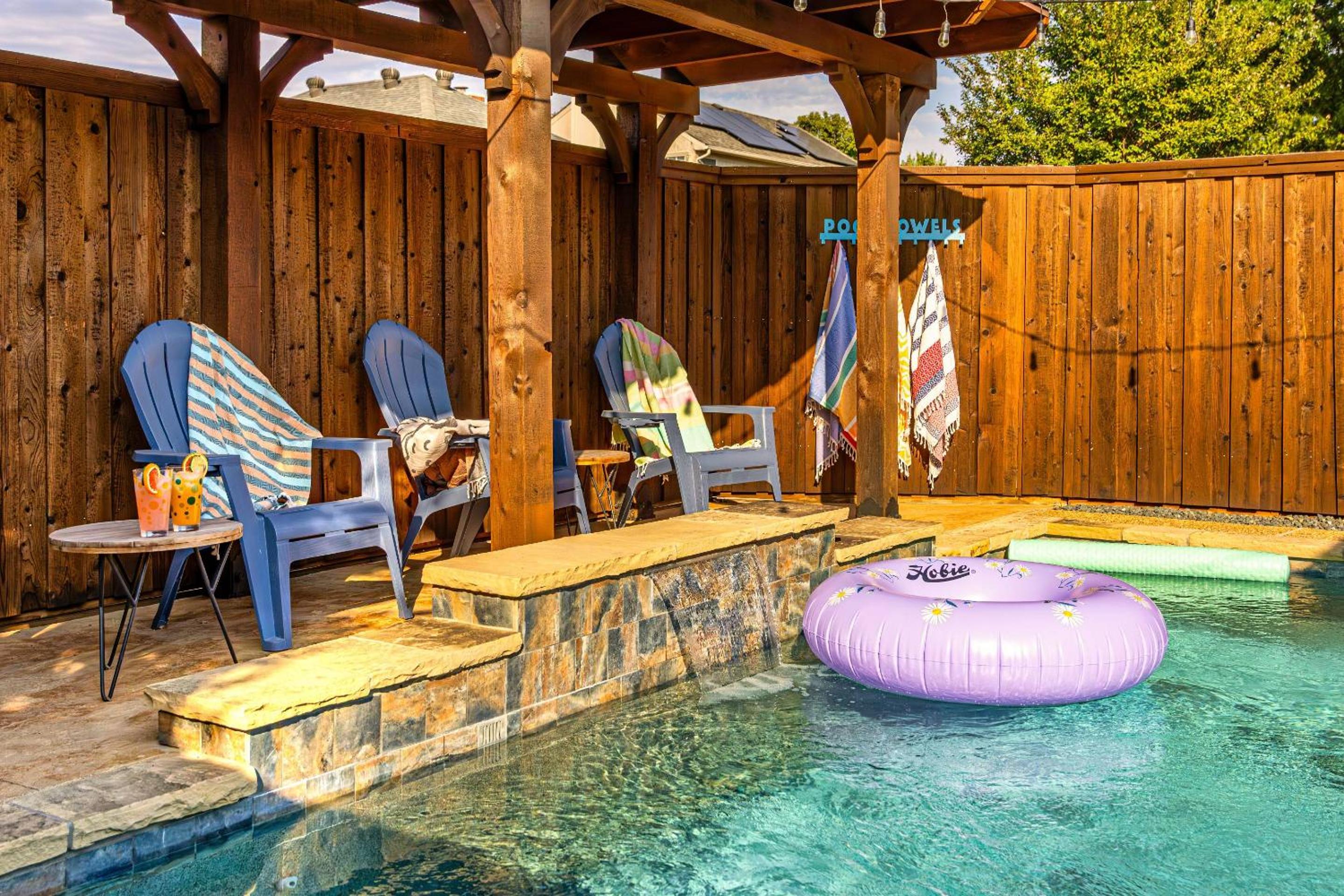 Swim, Play, Stay view 2
