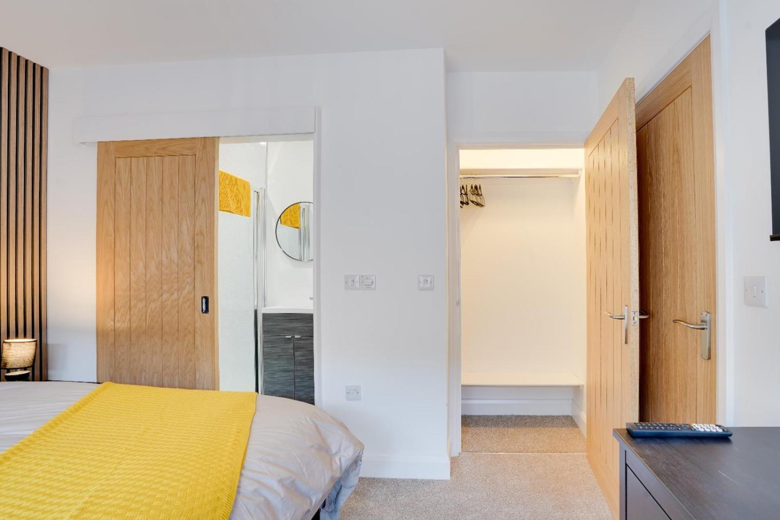 No 4 at The Rocketroom Apartments view 2