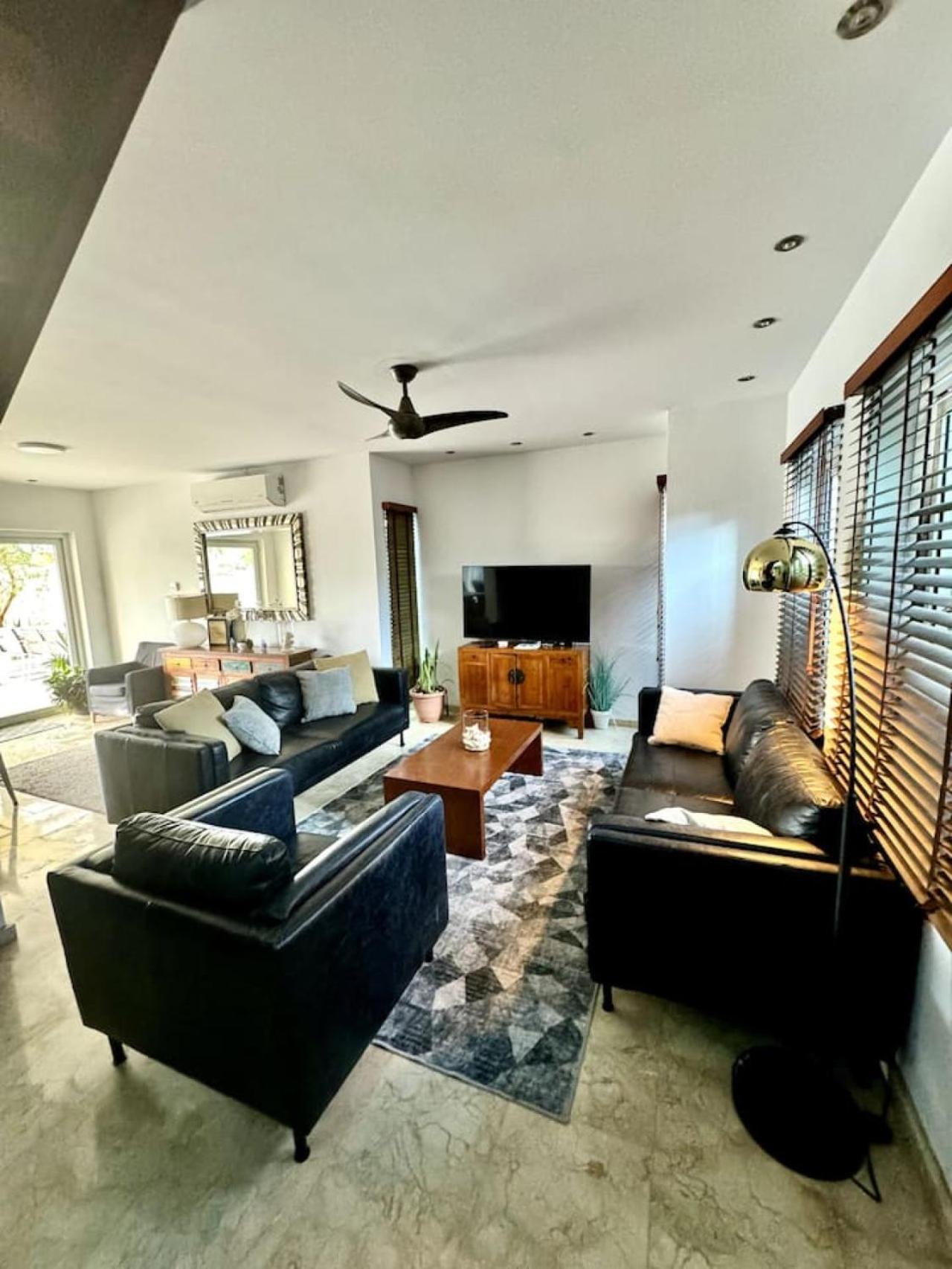 Best Large 7BR Villa with Pool