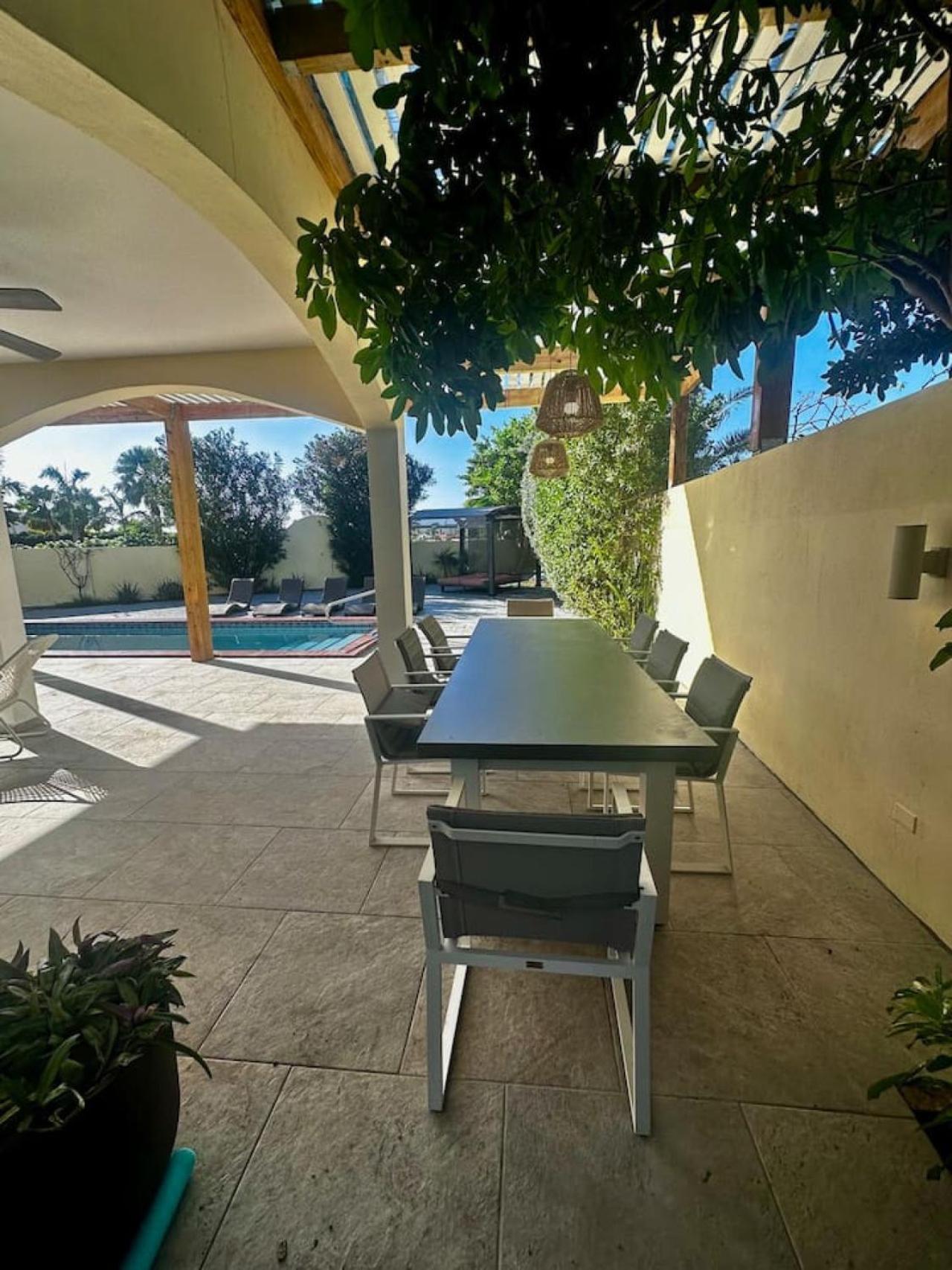 Best Large 7BR Villa with Pool