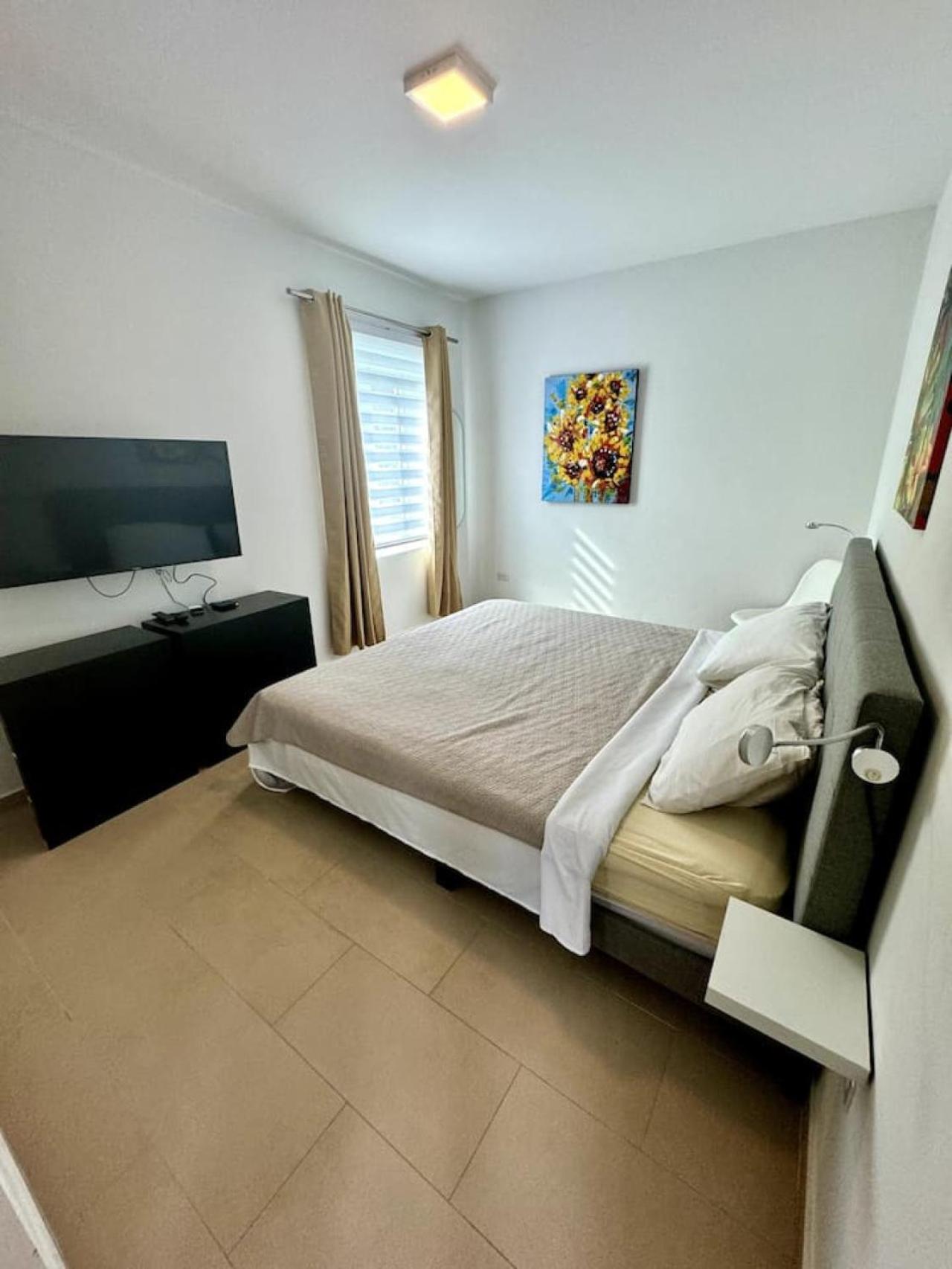 Best Large 7BR Villa with Pool