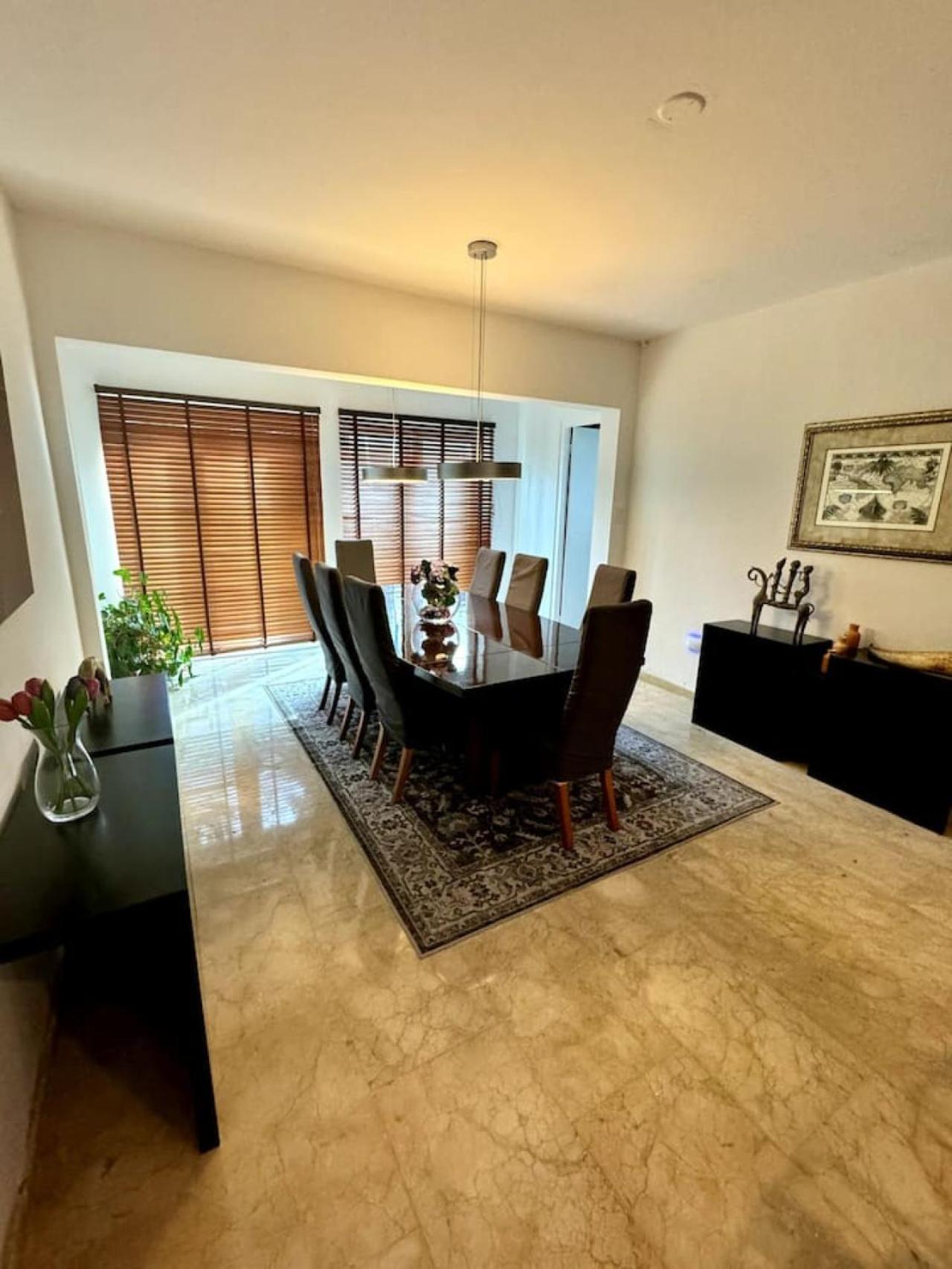 Best Large 7BR Villa with Pool