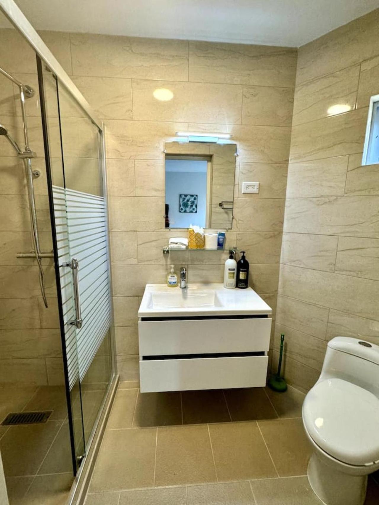 Best Large 7BR Villa with Pool