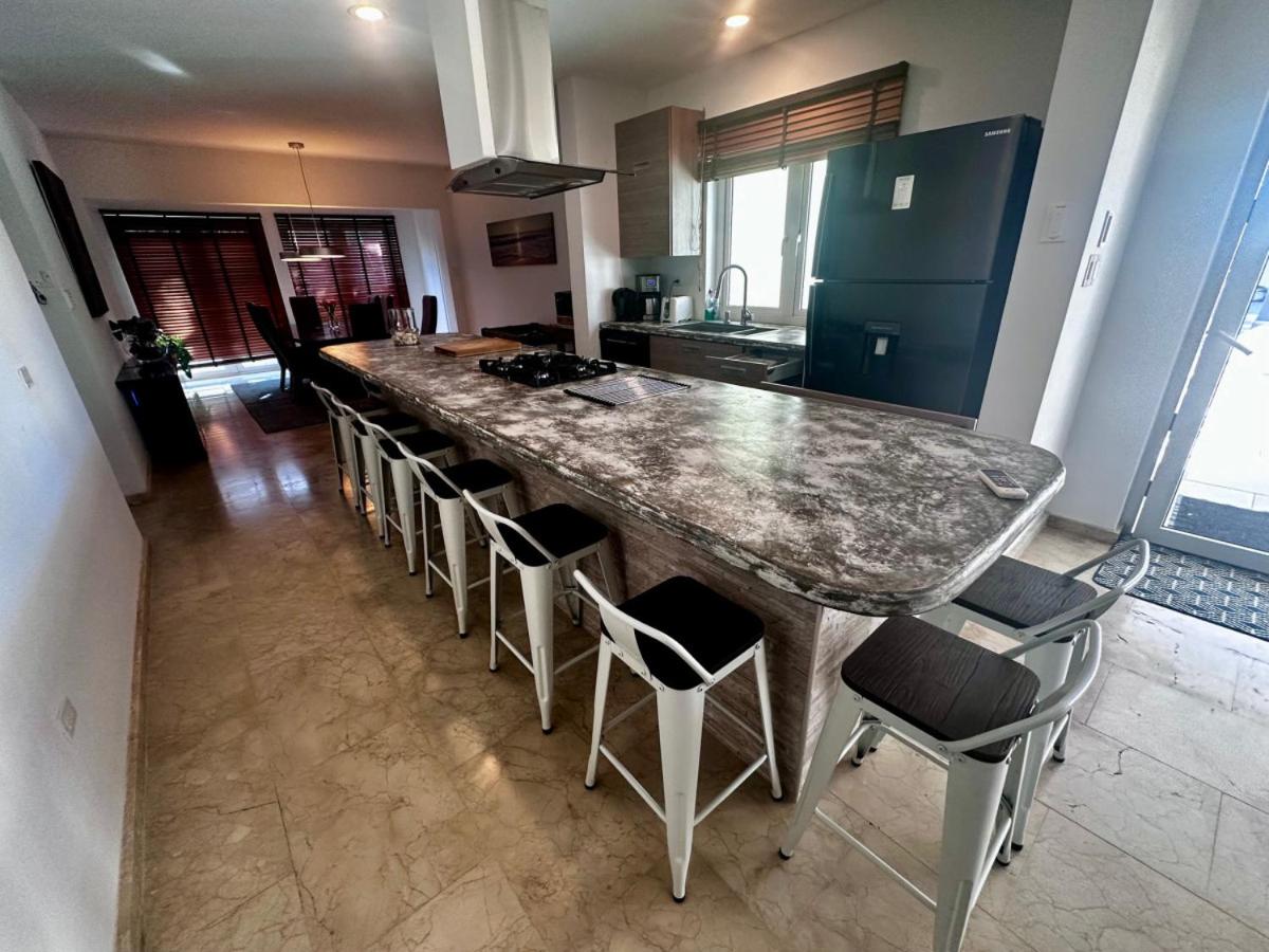 Best Large 7BR Villa with Pool
