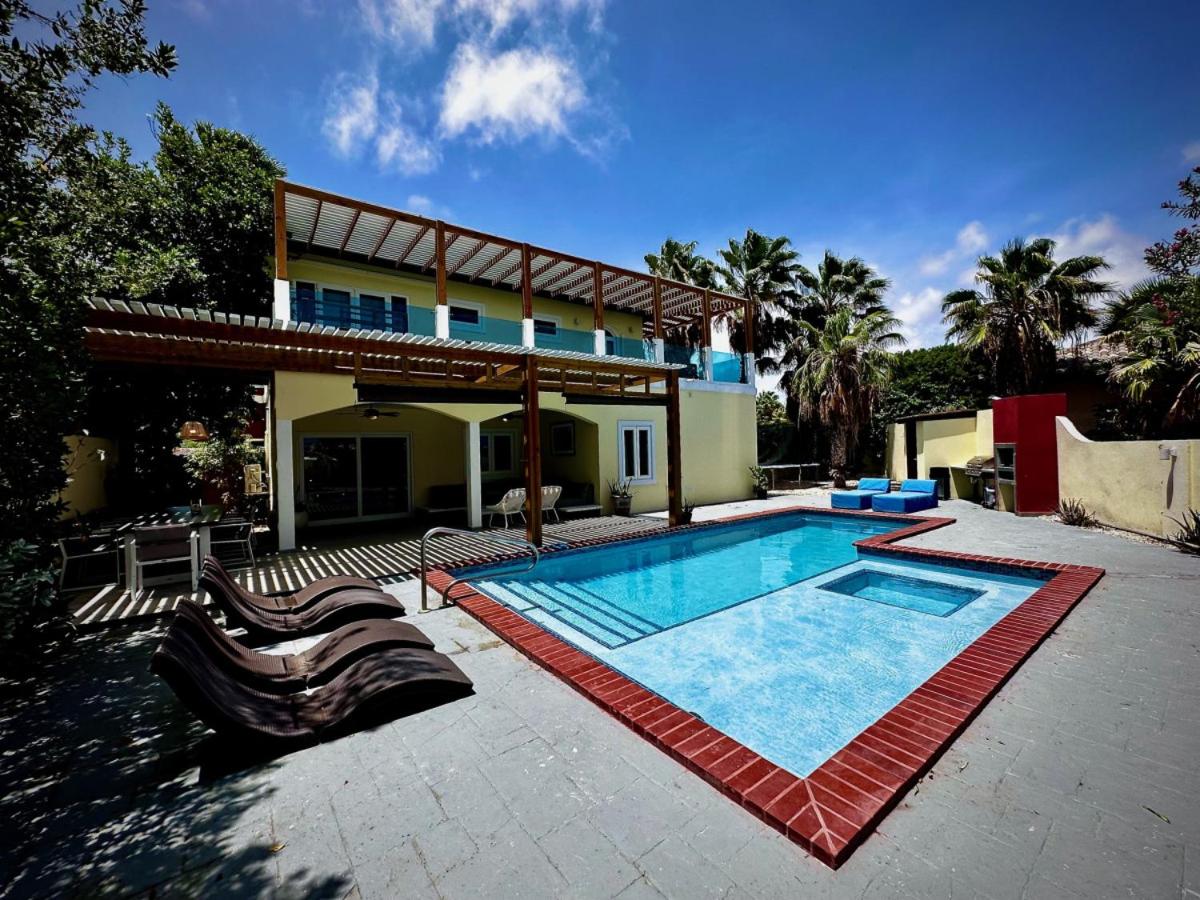 Best Large 7BR Villa with Pool