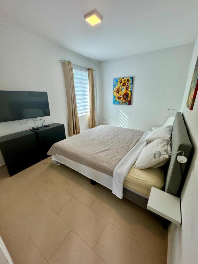 Best Large 7BR Villa with Pool