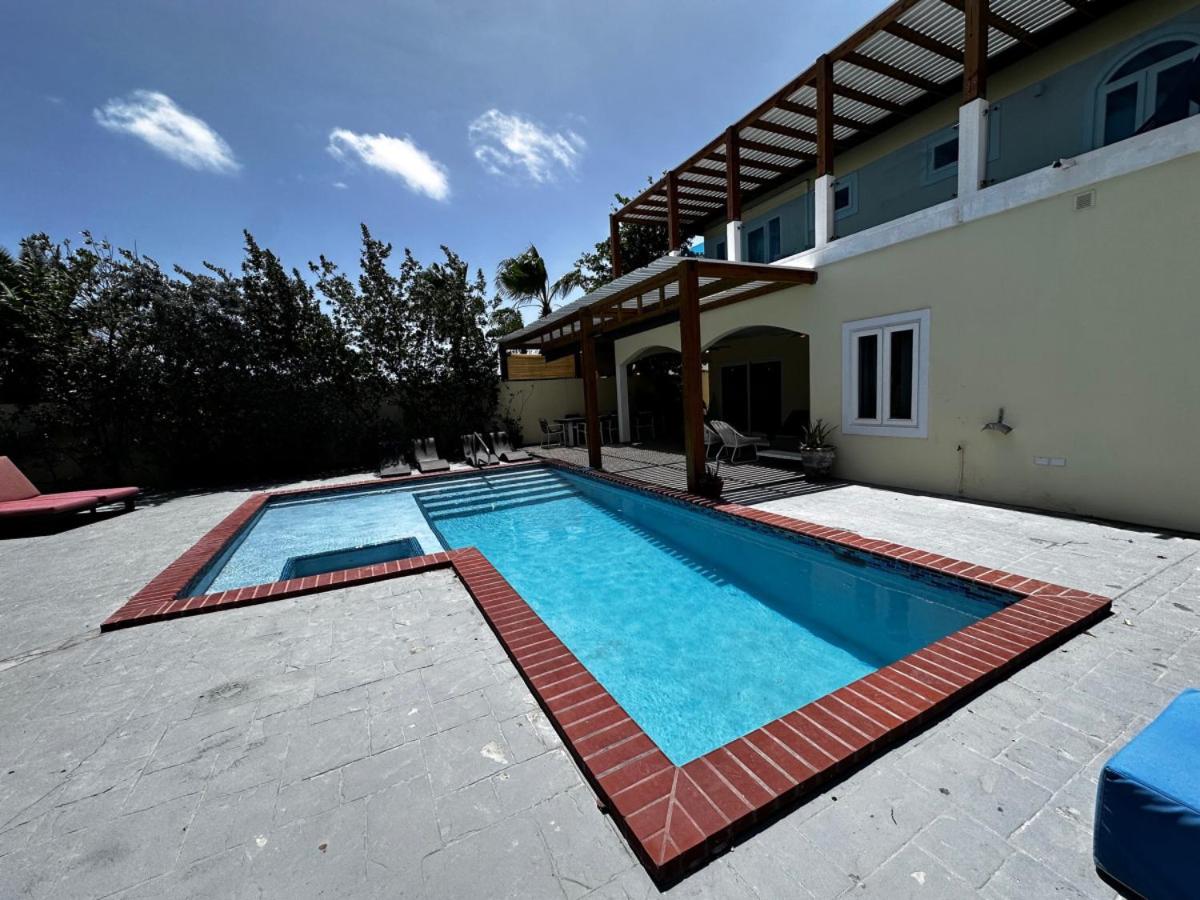 Best Large 7BR Villa with Pool