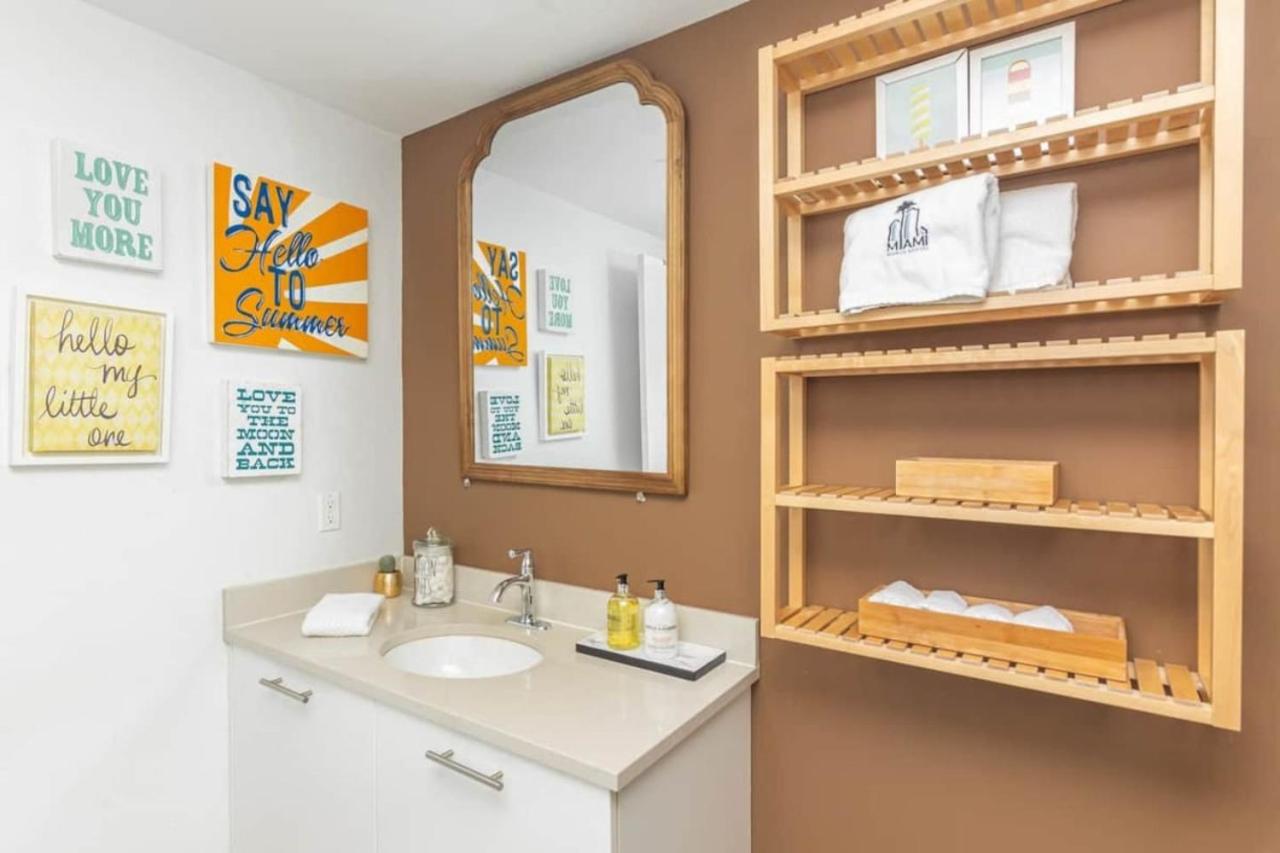 471 City living with awesome amenities