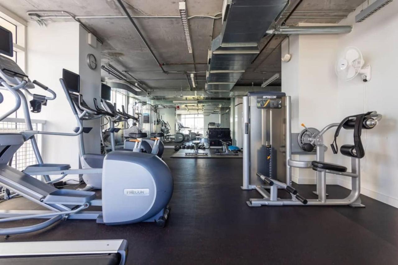 471 City living with awesome amenities