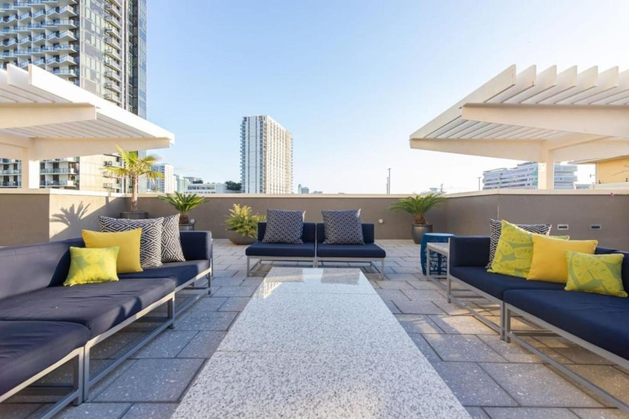 471 City living with awesome amenities